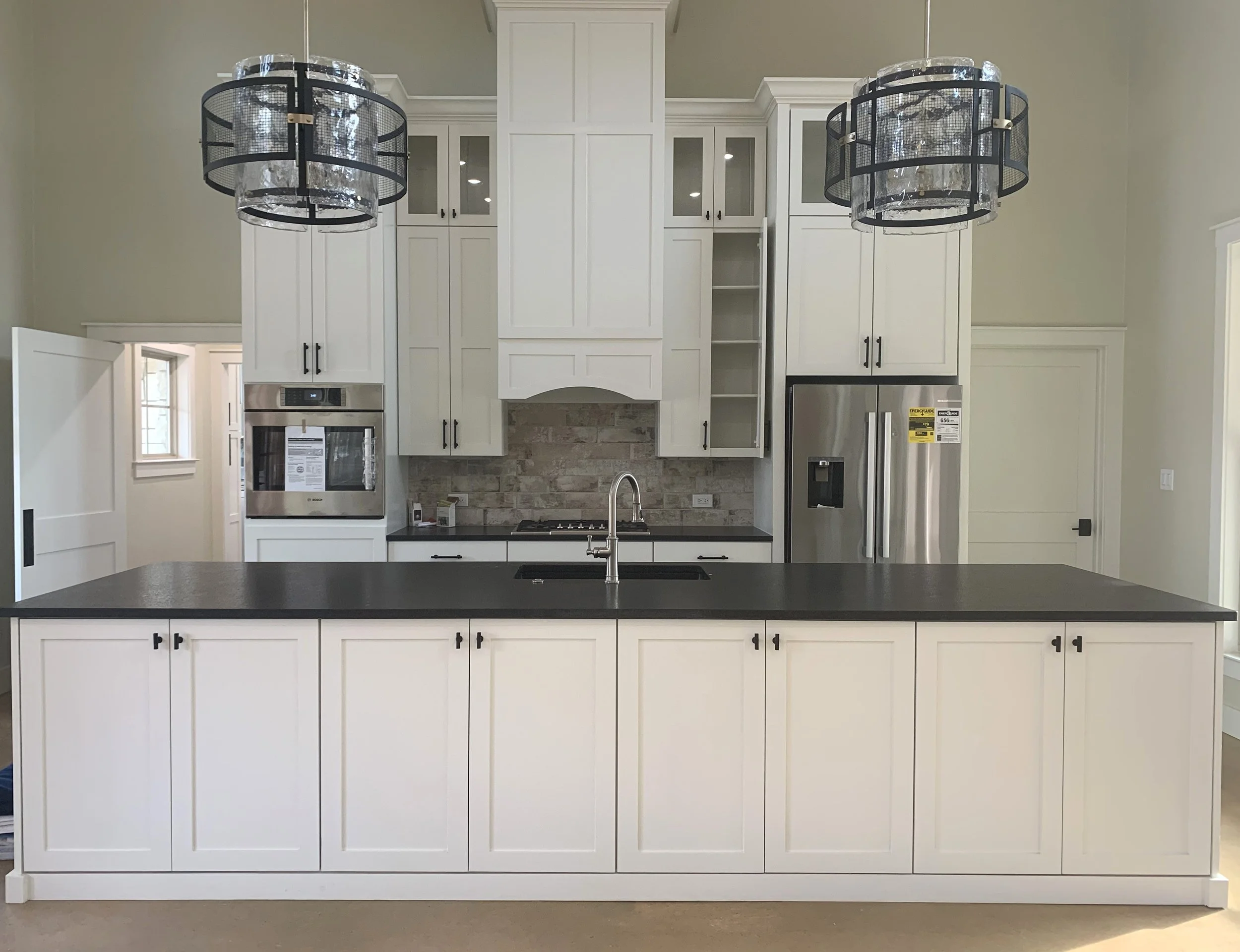 kitchen .jpg