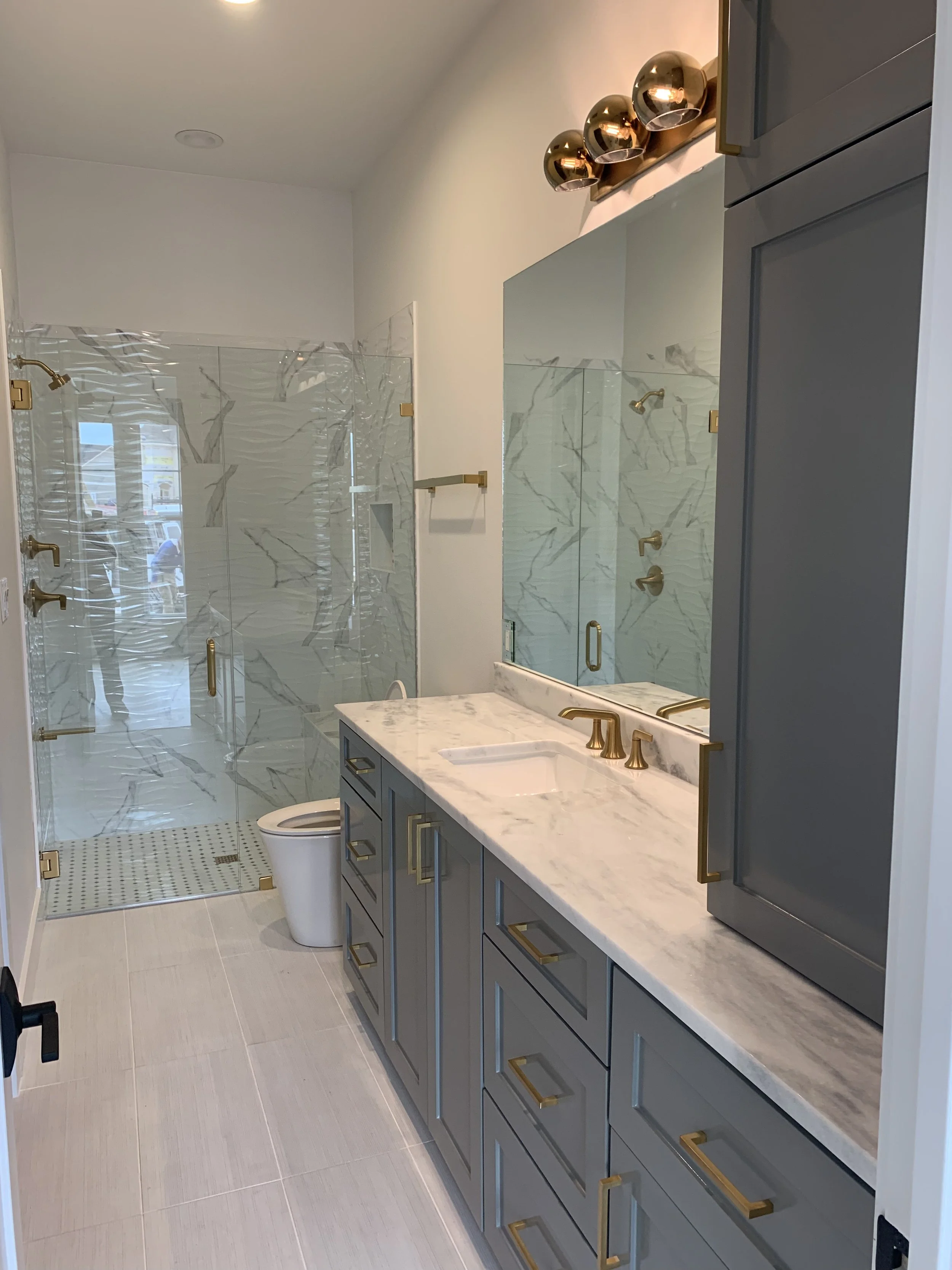 Guest Bath 1.jpg