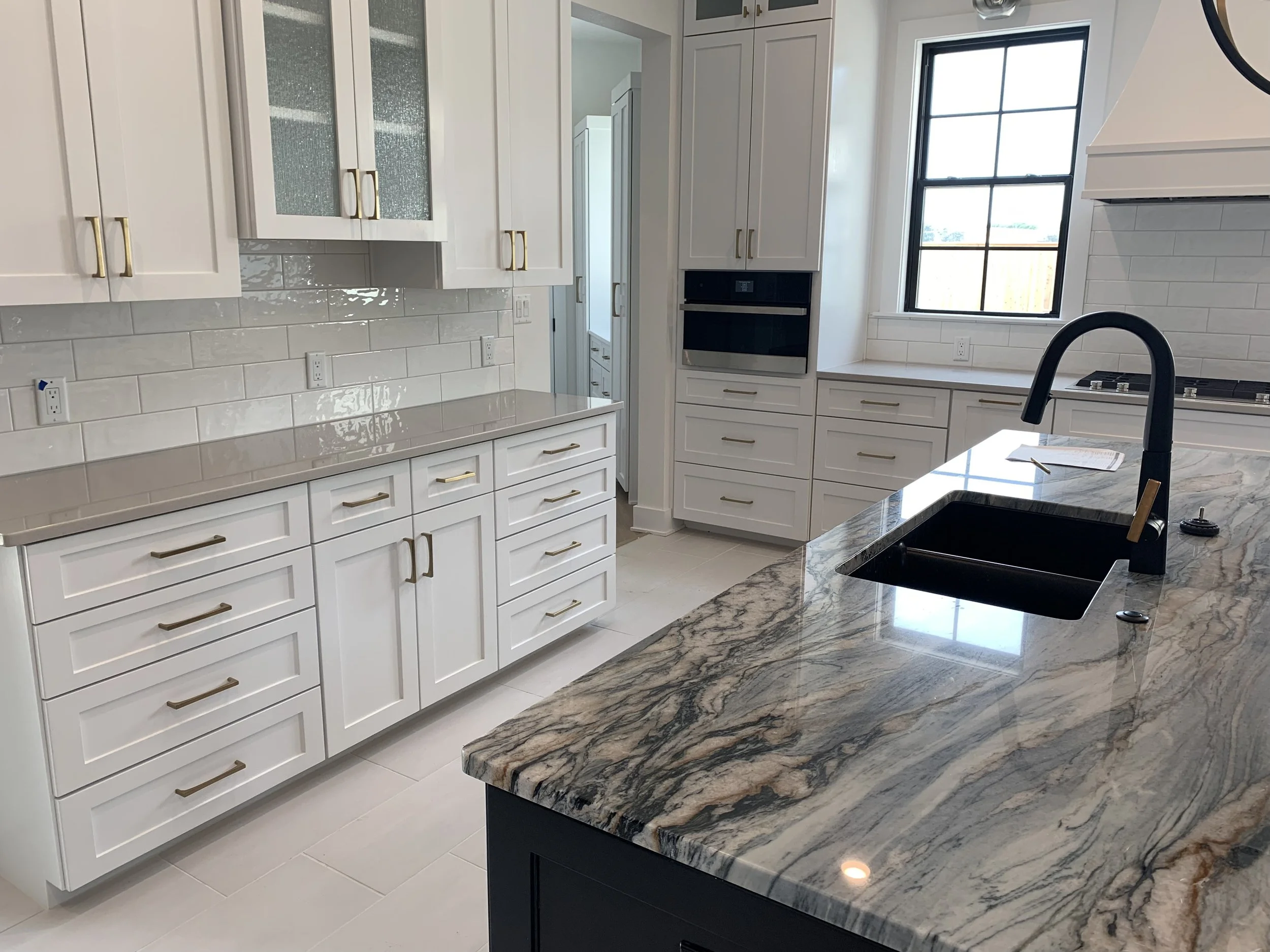 kitchen 3.jpg