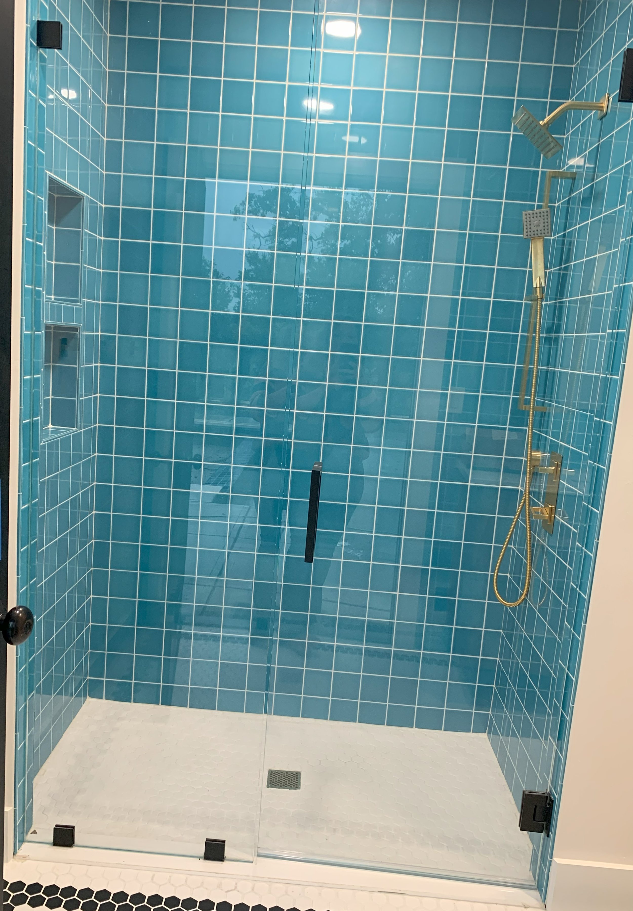 Pool bath shower 2 - Copy.jpg