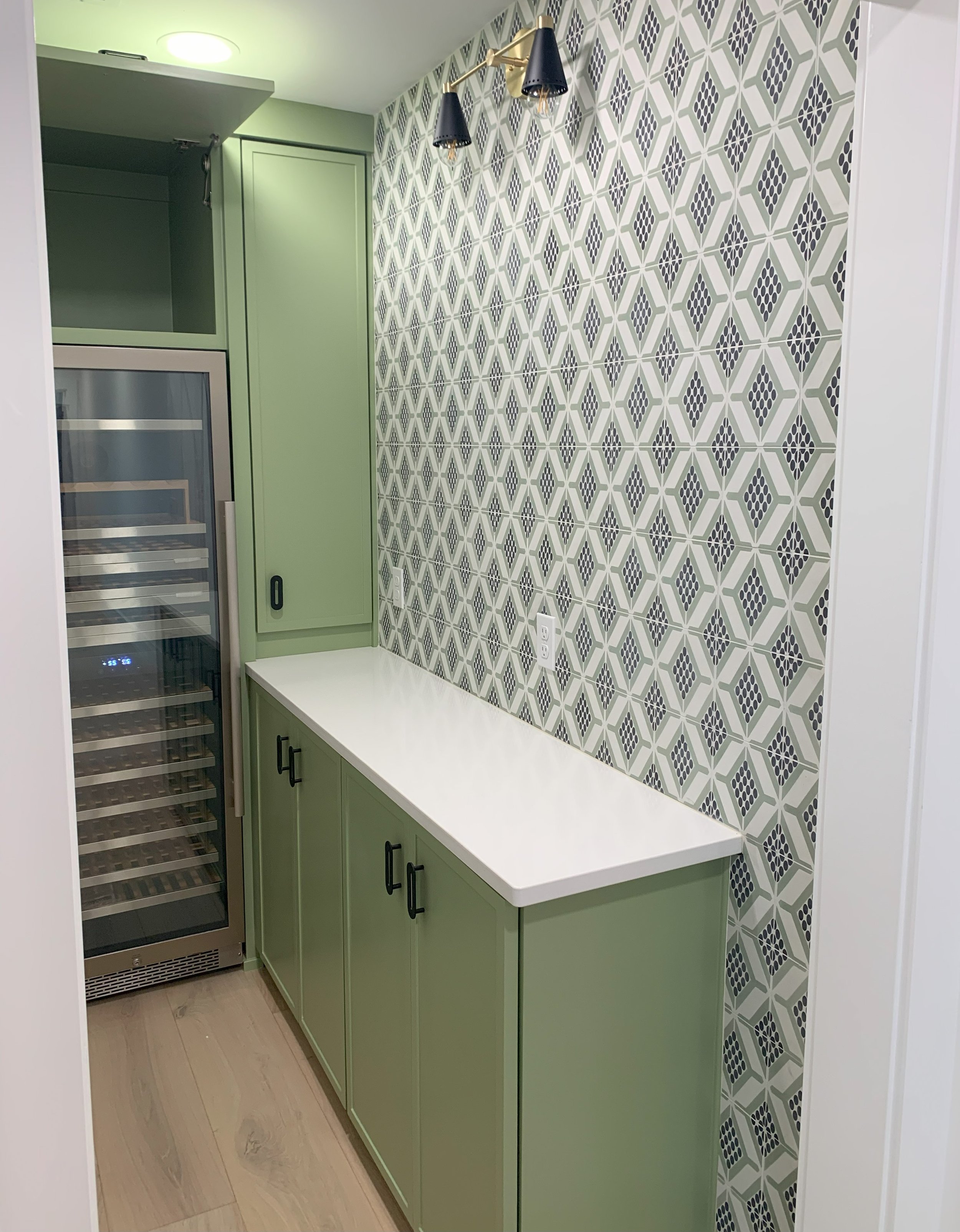 wet bar 2.jpg