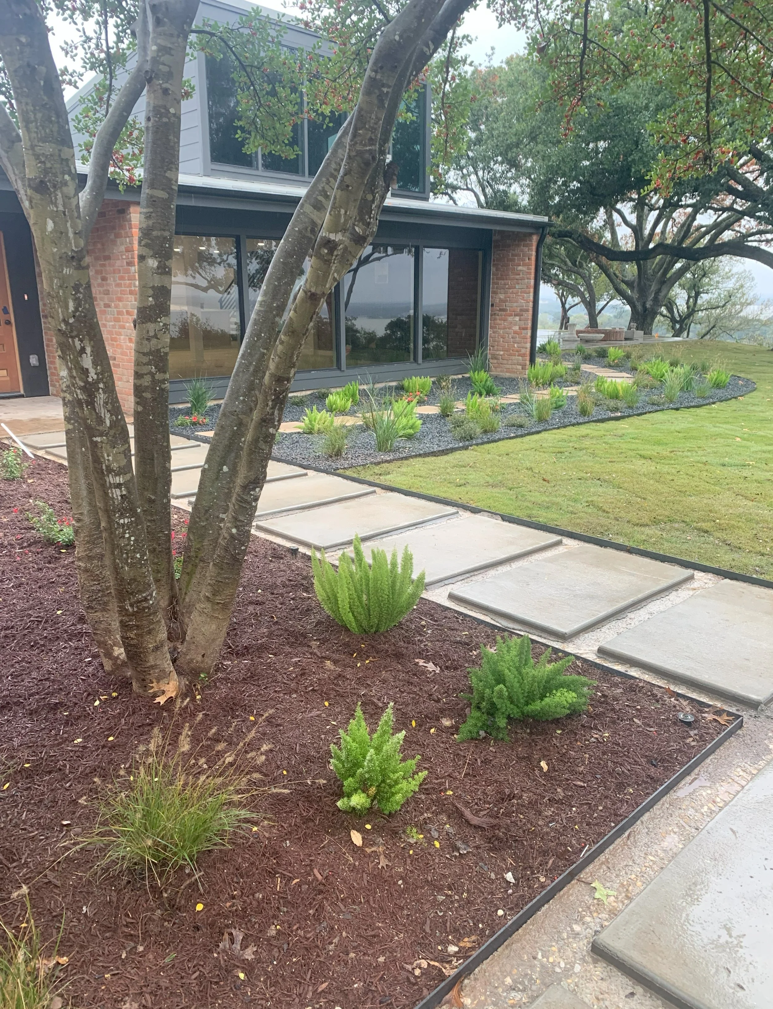 Yard 1.jpg