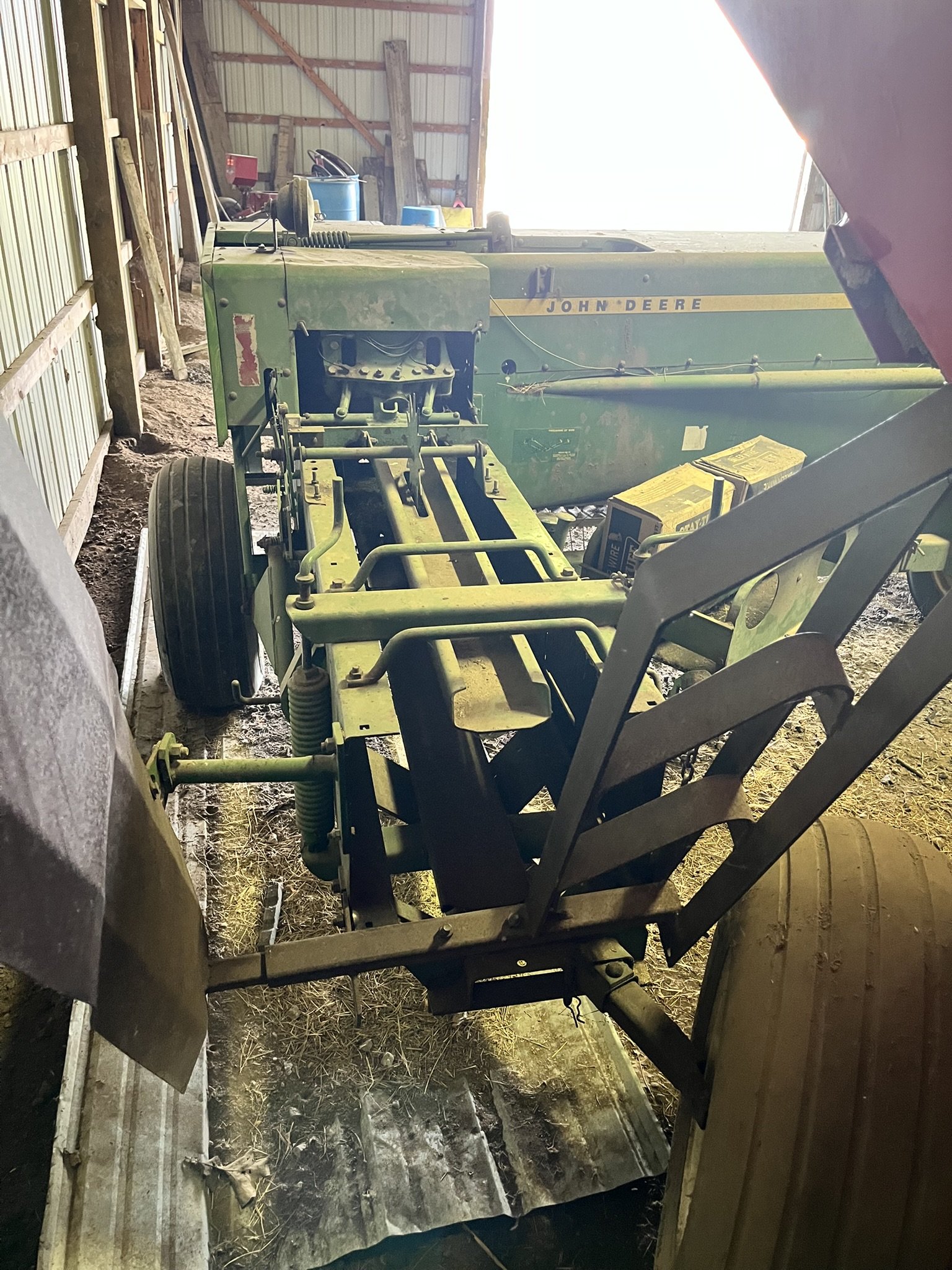 T8 JD347sqbaler2.JPEG