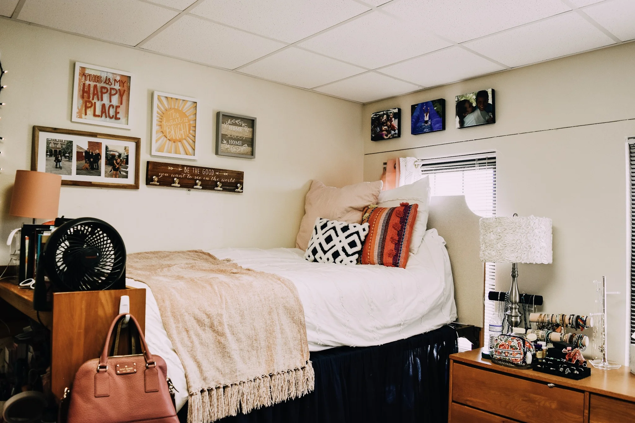 Freshman Dorm Room Tour