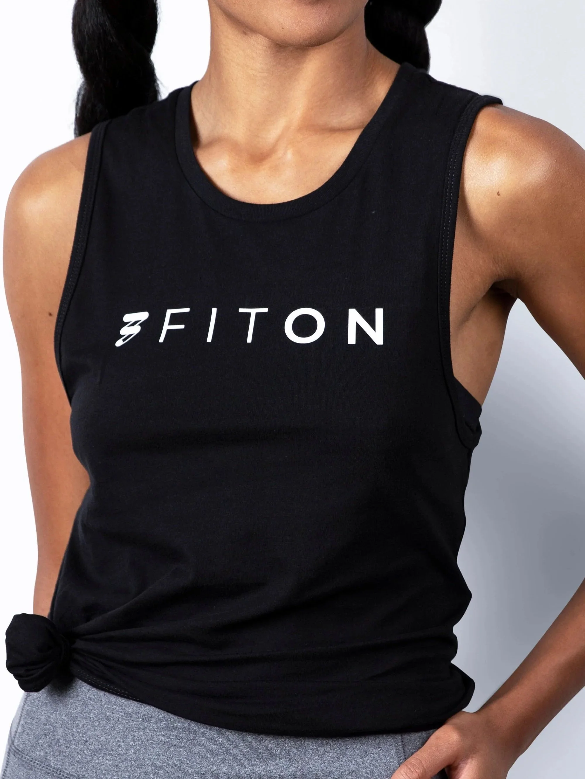 FitOn+black+tank-2.jpg