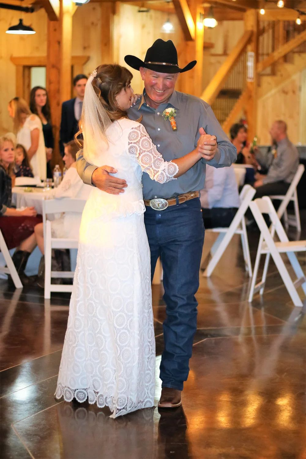 CDL | Wedding | Barn | Web-17.jpg