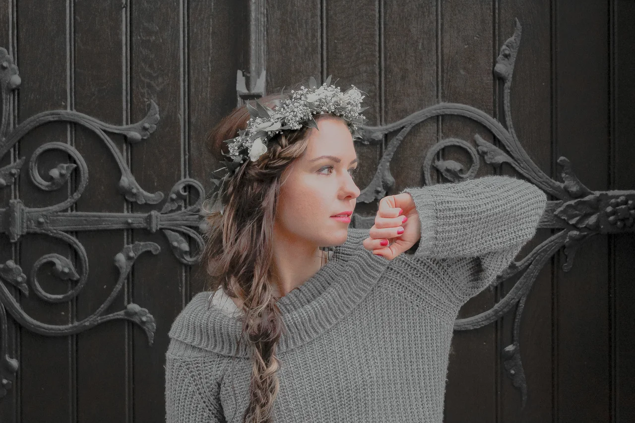 Boho Wedding Style Outfit from created_by_kerstin_schauer photographed by www.herprettybravesoul.com Osnabrück, Germany, Fashion Style, thrifted outfit, floral elements, romantic, editorial, editorial magazine, photography, boho wedding, boho, bohemian wedding