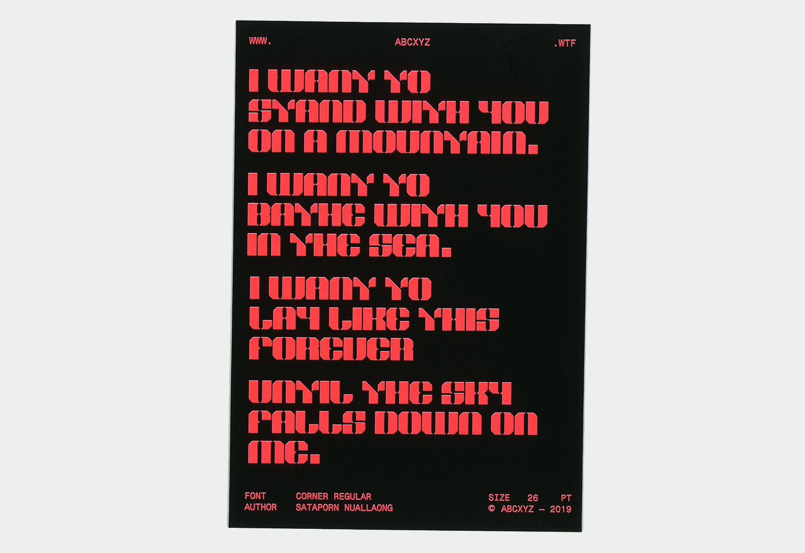 Studio150—Corner_Regular_GlowRed.jpg