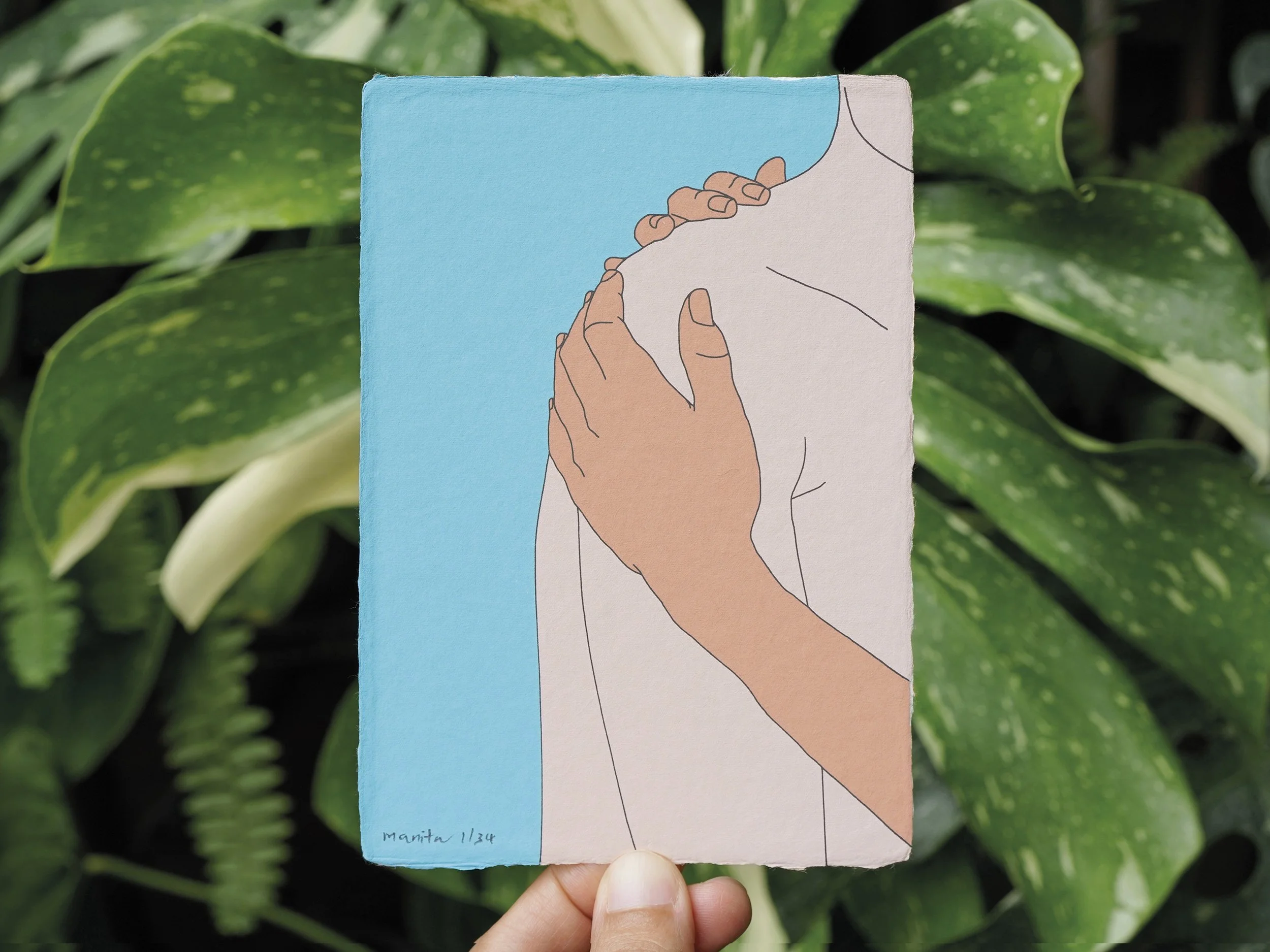 Manita_Embrace2 (blue).jpg