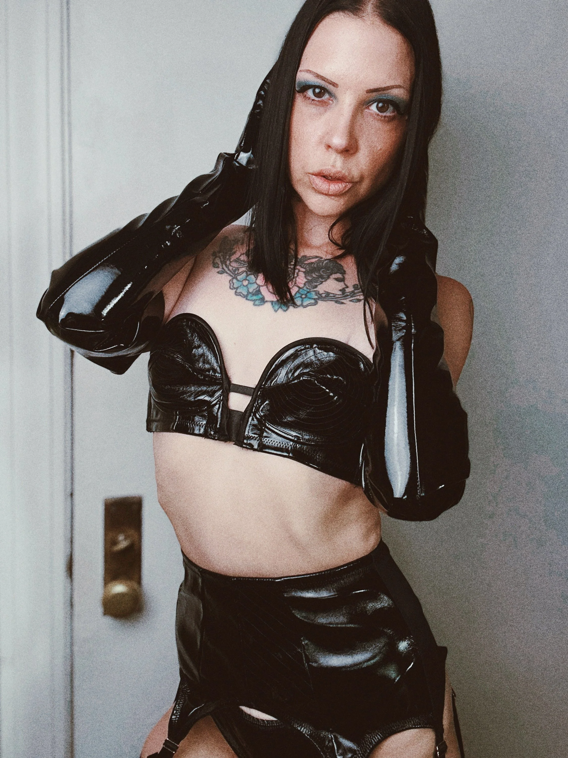 Mistress Maddie Royce, Chicago Dominatrix, Keyholder, and Sadist