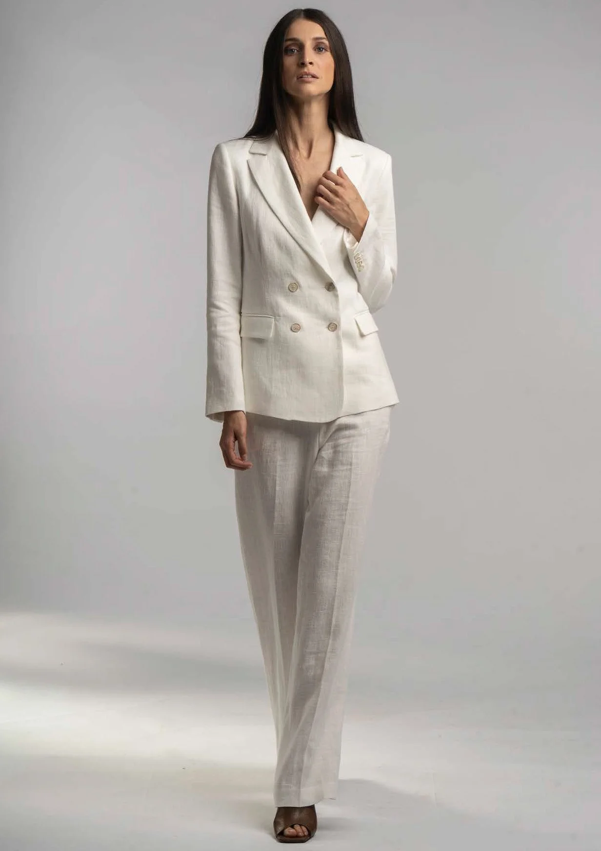 LOOK BOOK EMOZIONALE SS26 DIRK_Page_03_Image_0002.jpg