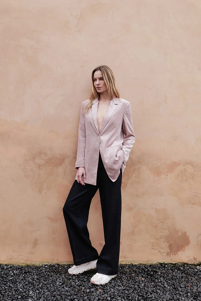 A26M106MW A26M612LM.jpg