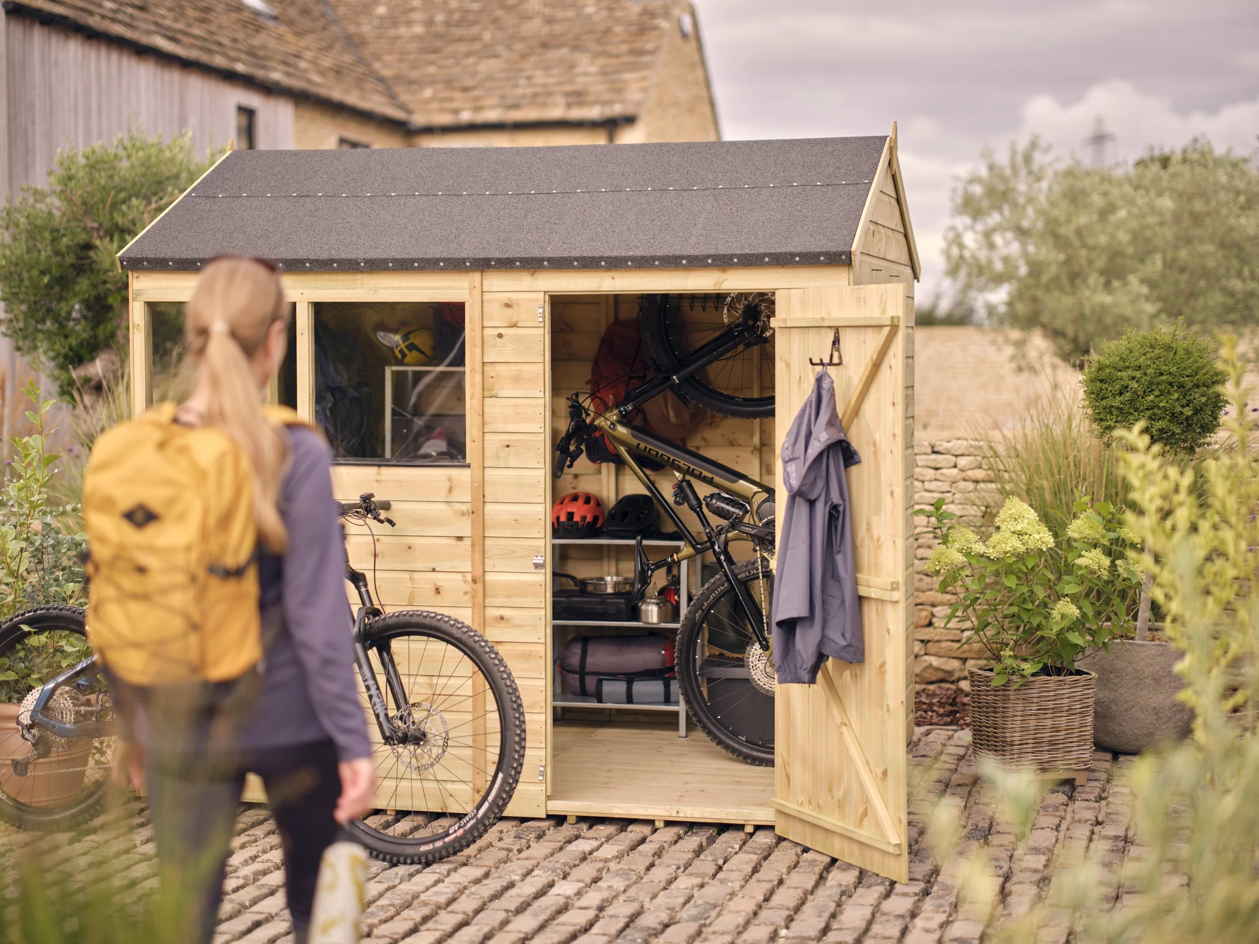 WALTONS - Woodbury Hill House Shot_13_Shed_Close_Ad 1848.jpg