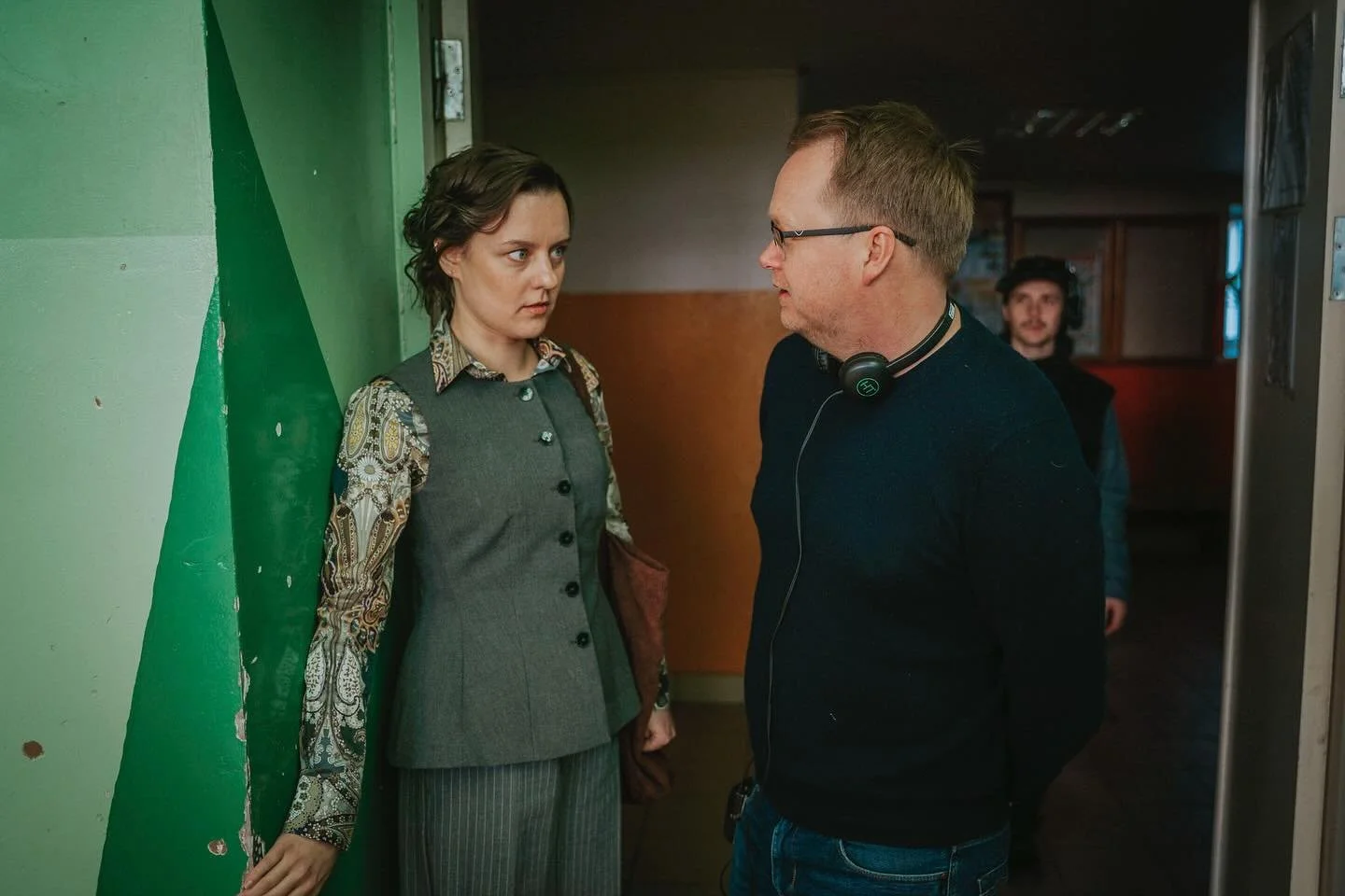 Pirms kāda laika nofilmējām pēdējo Kolektīva sēriju - Jura Kursie&scaron;a &ldquo;Līdz kaunam atliku&scaron;i trīs mēģinājumi&rdquo;. &Scaron;īs sērijas žanru mēs vēl nevaram precīzi noteikt - tas jums būs pa&scaron;iem jānolemj, kad to noskatīsietie