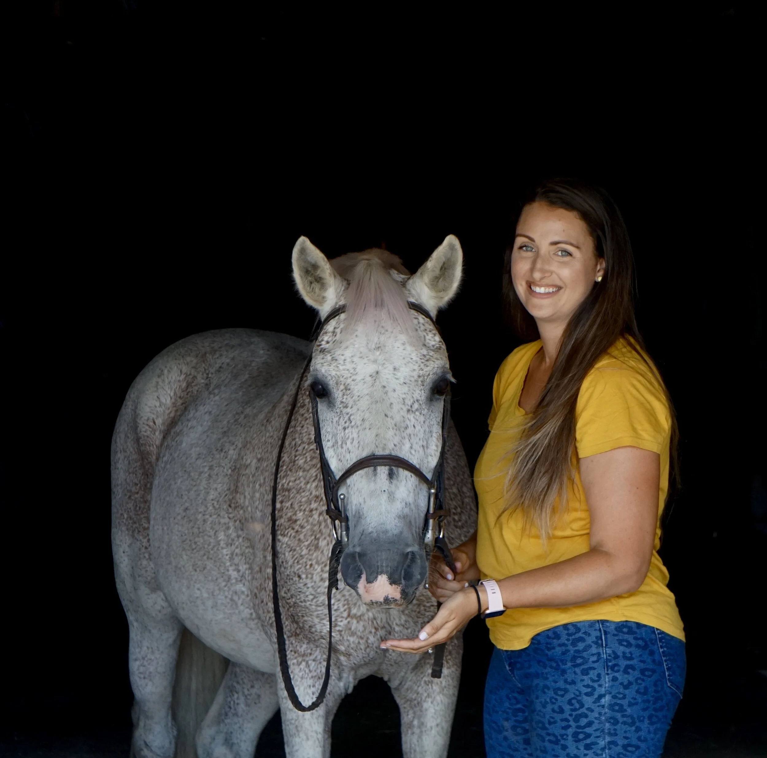 Leigh Lothian, certified Equestrian Canada instructor