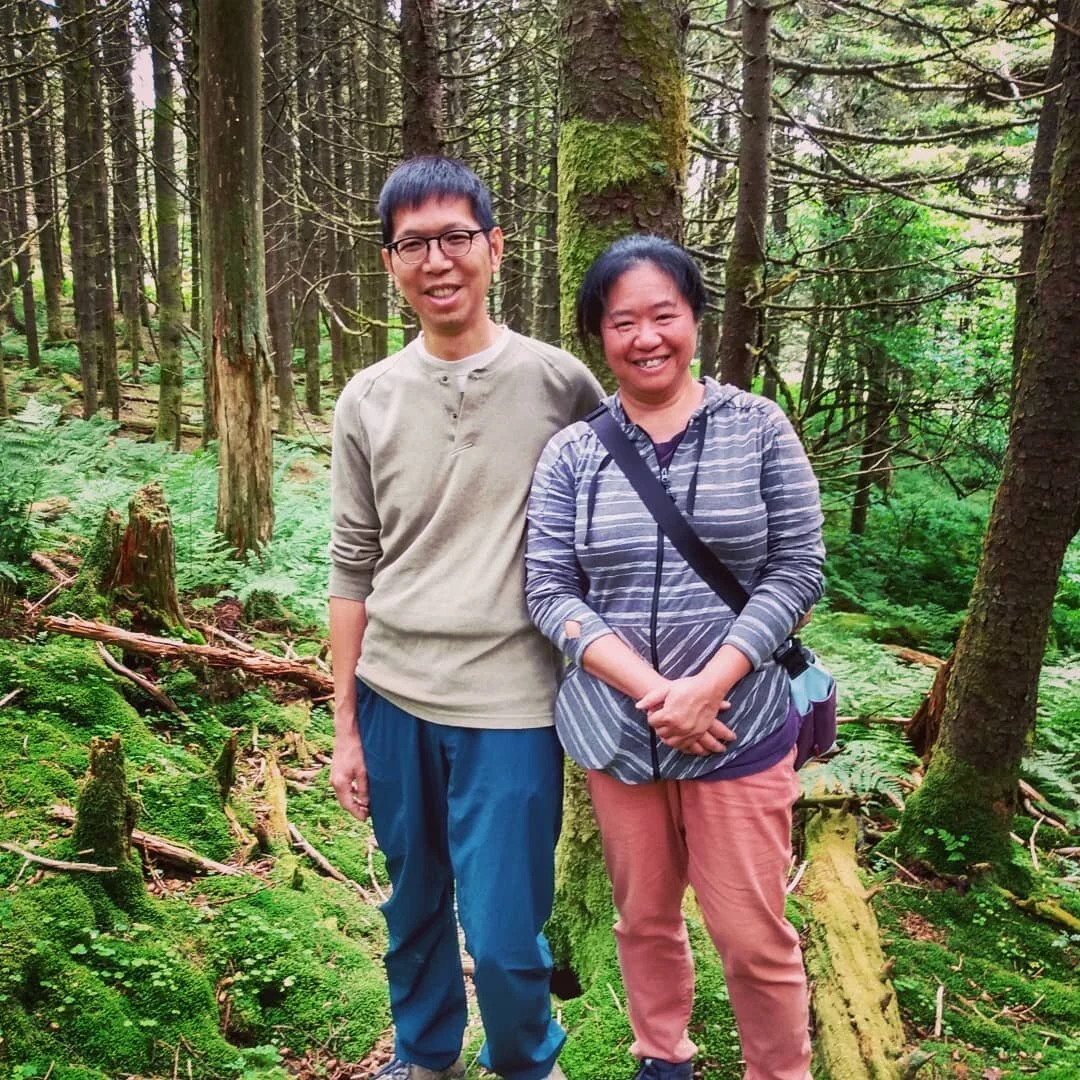Very fun salamander trip this morning and great company with this couple from the DC area! #amphibians #salamander #hikingadventures #ecotourism