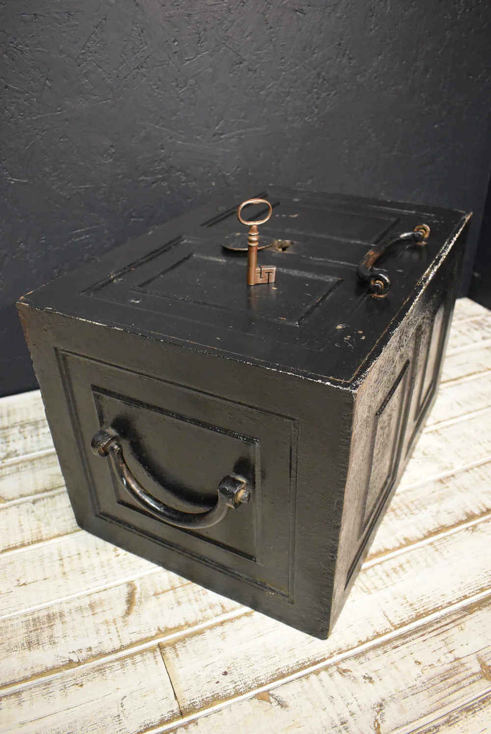 Antique Victorian Cast Iron Safe Strong Box Chest — Lebove