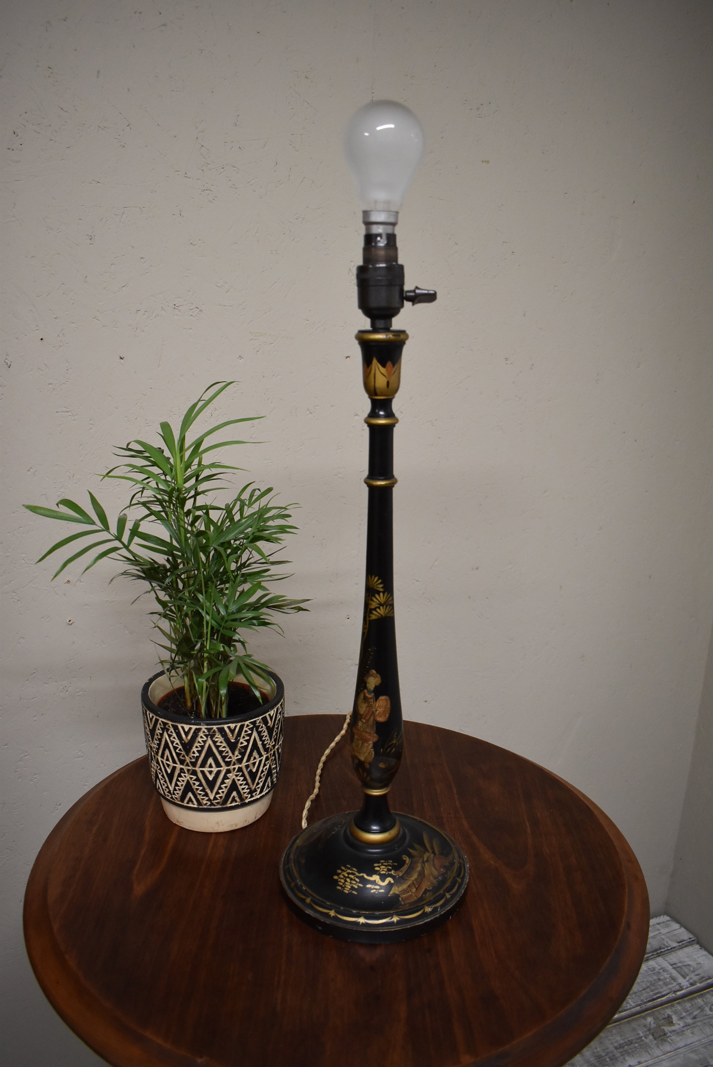 Antique Chinoiserie Table Lamp