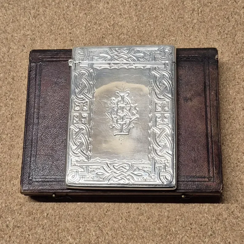 il_794xN.7533969889_fg7f silver card case no2.webp