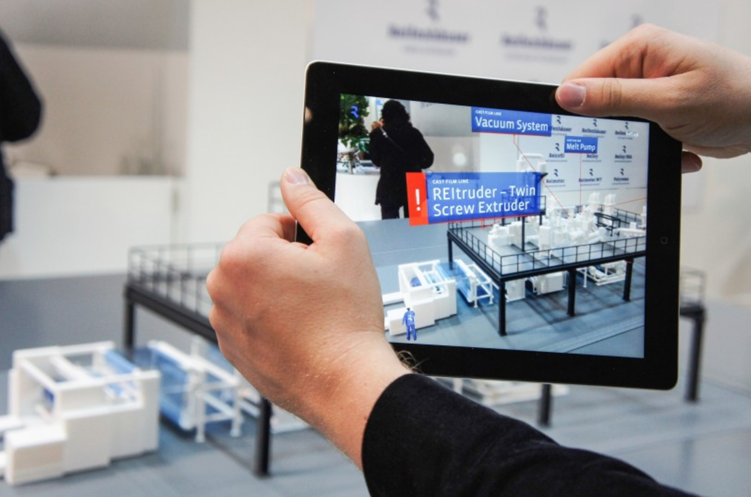 Enterprise Augmented Reality.png
