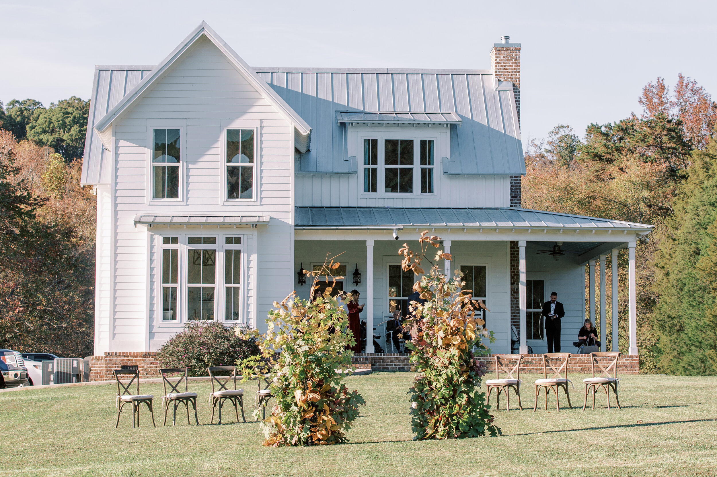 Morgan_Riley_Wedding_Tennessee_Farmhouse_KNoxville_Abigail_Malone_Photography-23.jpg