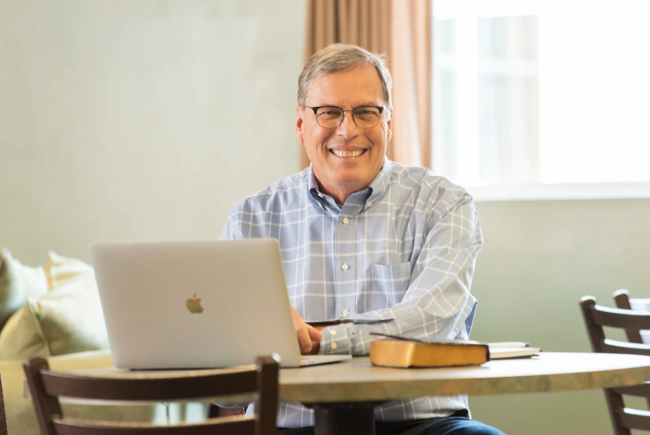 Dave DeSelm offers online resources for pastors.