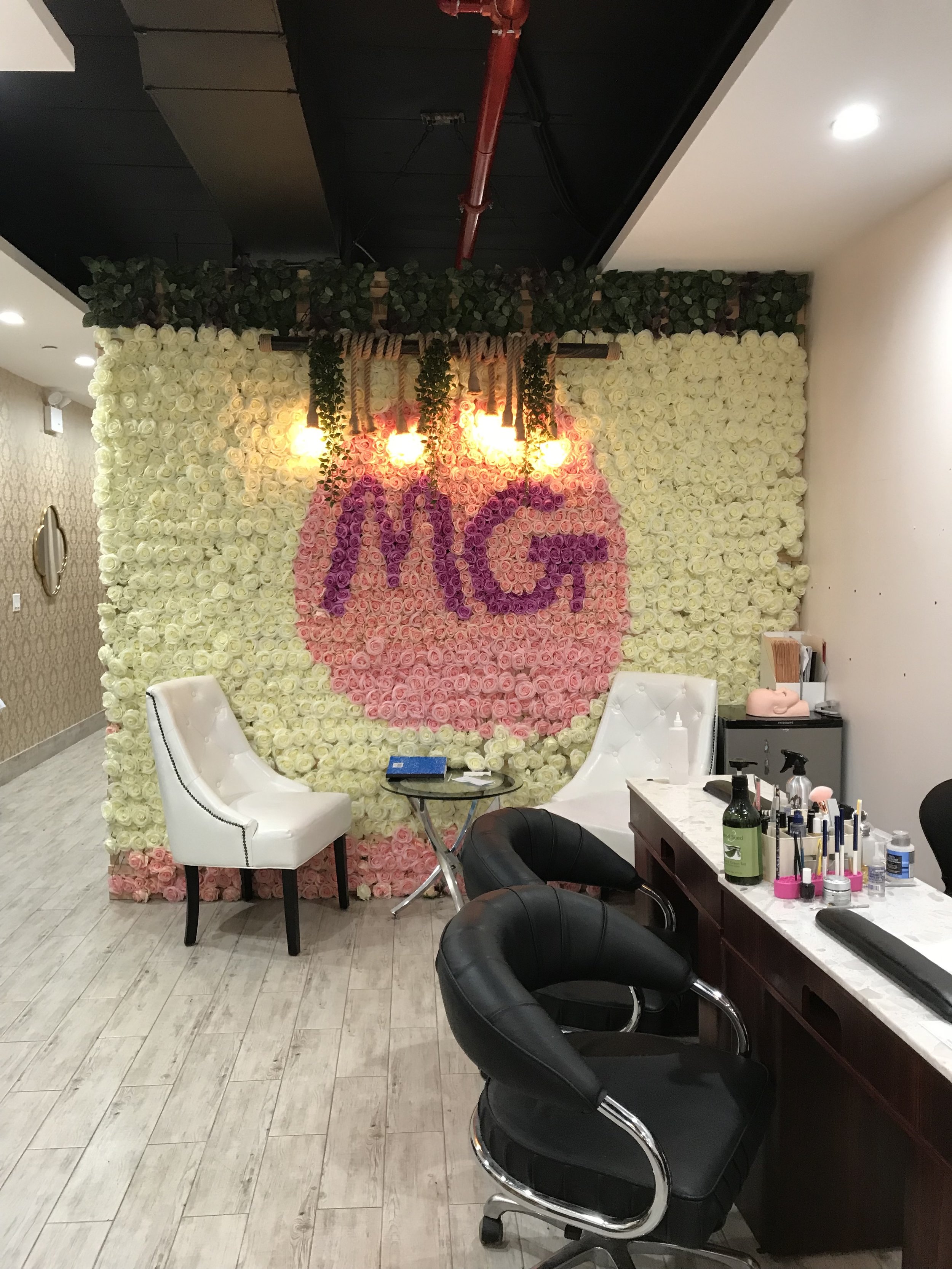 MG Studio Inside