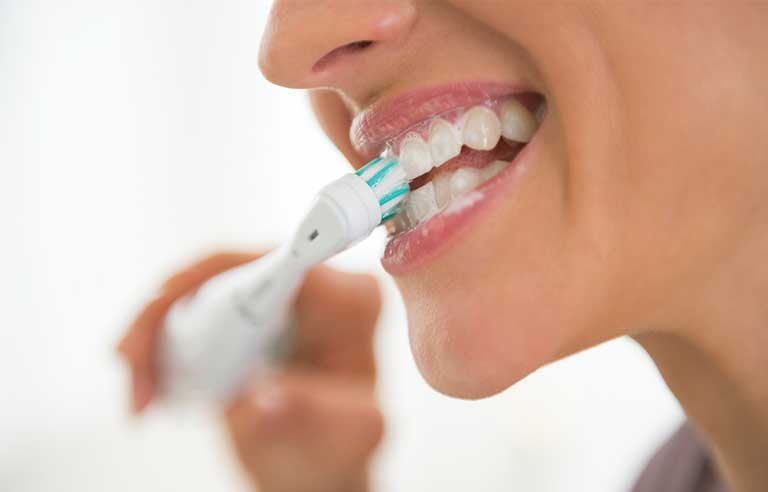 5 Things You Need For Everyday Oral Care/Hygiene