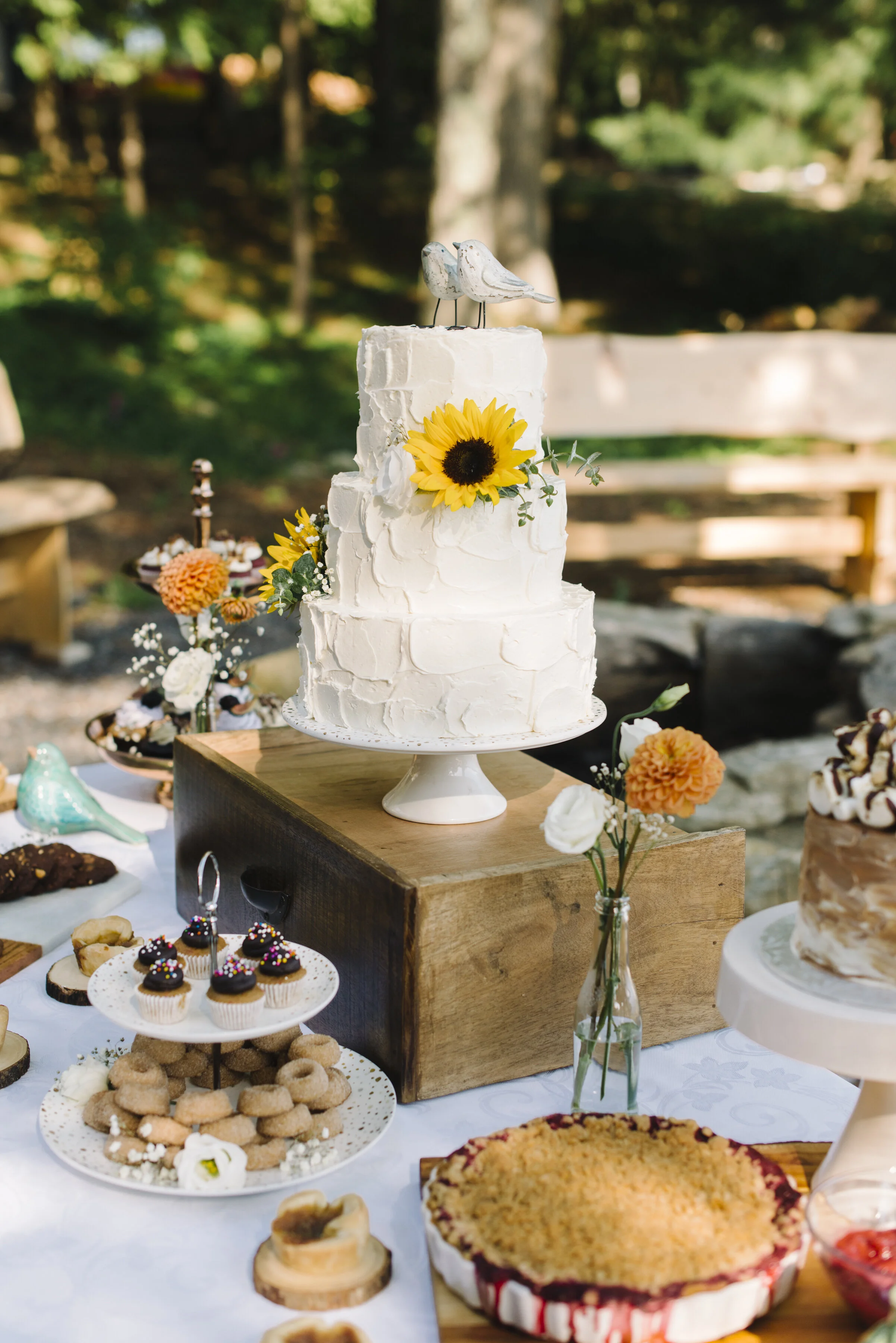 StefEthan-HappienessIsSweet-Branding-Baker-Lifestyle-Cakes-Cupcakes-Muskoka-TorontoLifestylePhotographer-TorontoBrandingPhotographer-5.jpg