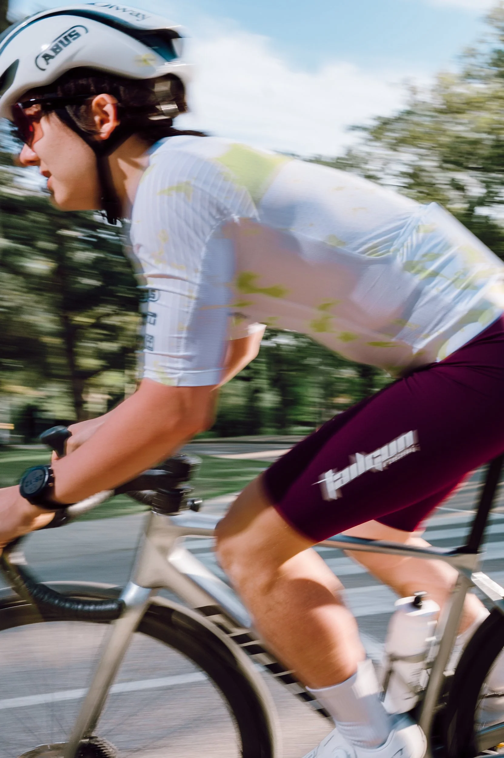 toronto-commerical-photographer-cycling-apparel-8.jpg