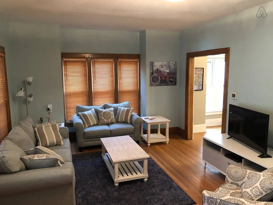 Picture 5 Living Room.jpg