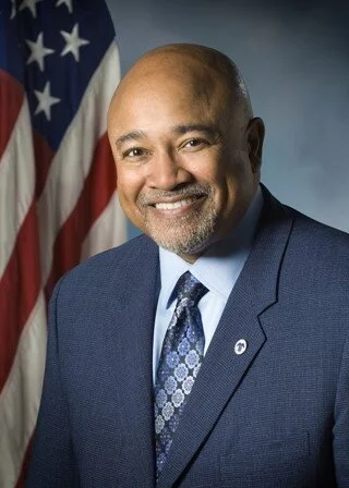 Episode 11 -- Leadership with Dr. Reginald Wells