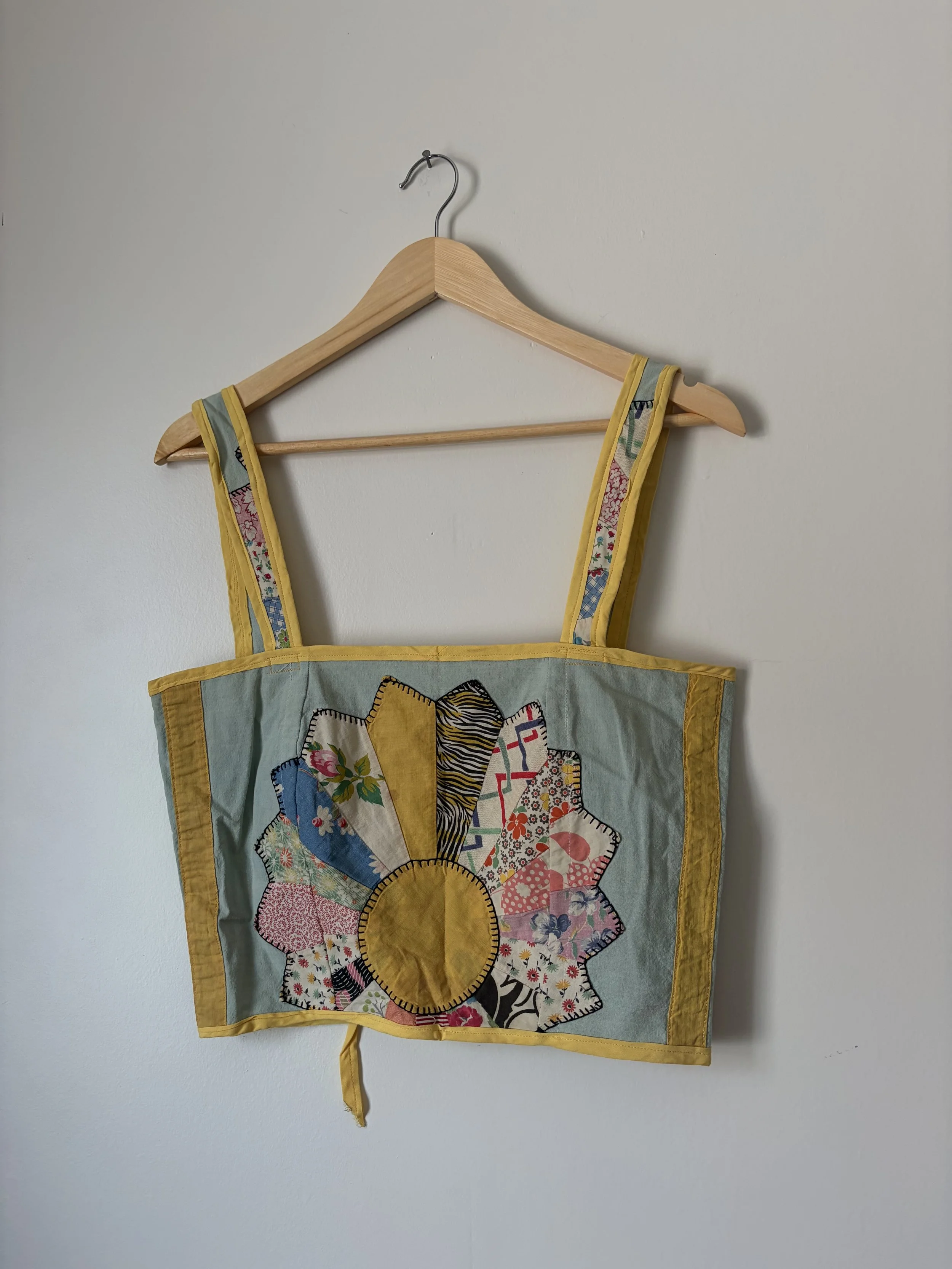 Quilted Corset - Lightweight teal Dresden Plate Quilt