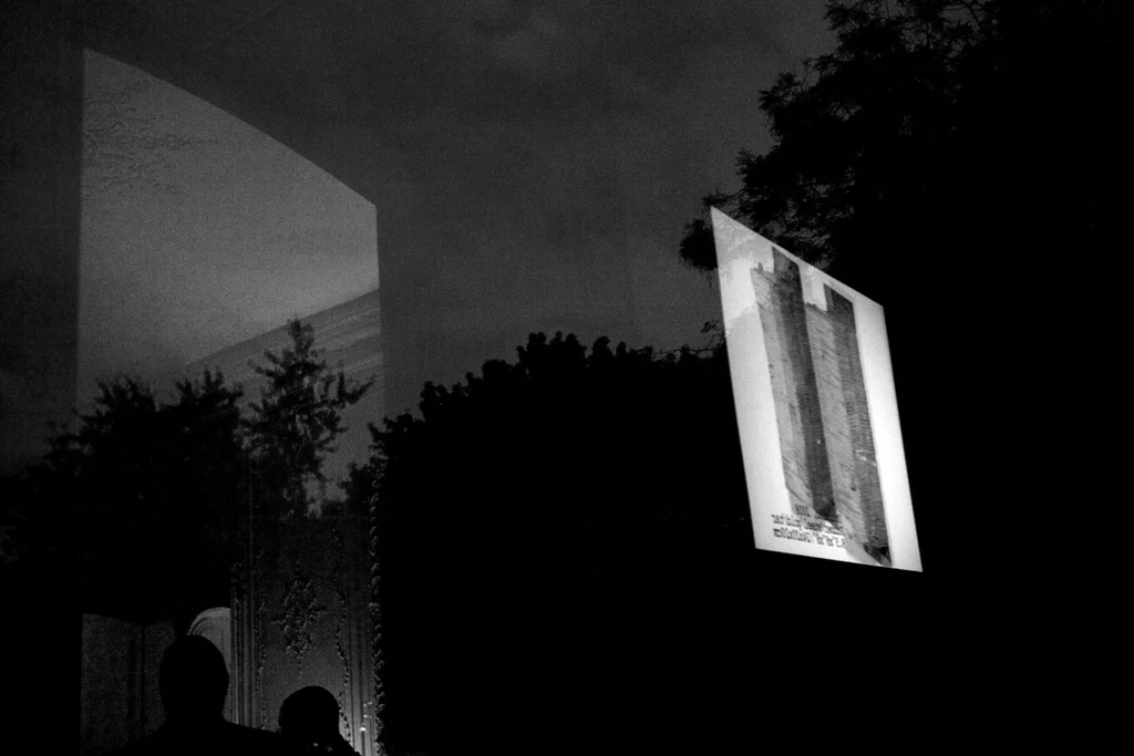 HELMUT LANG: IN AN ABSOLUT WORLD ALLES GLEICH SCHWER