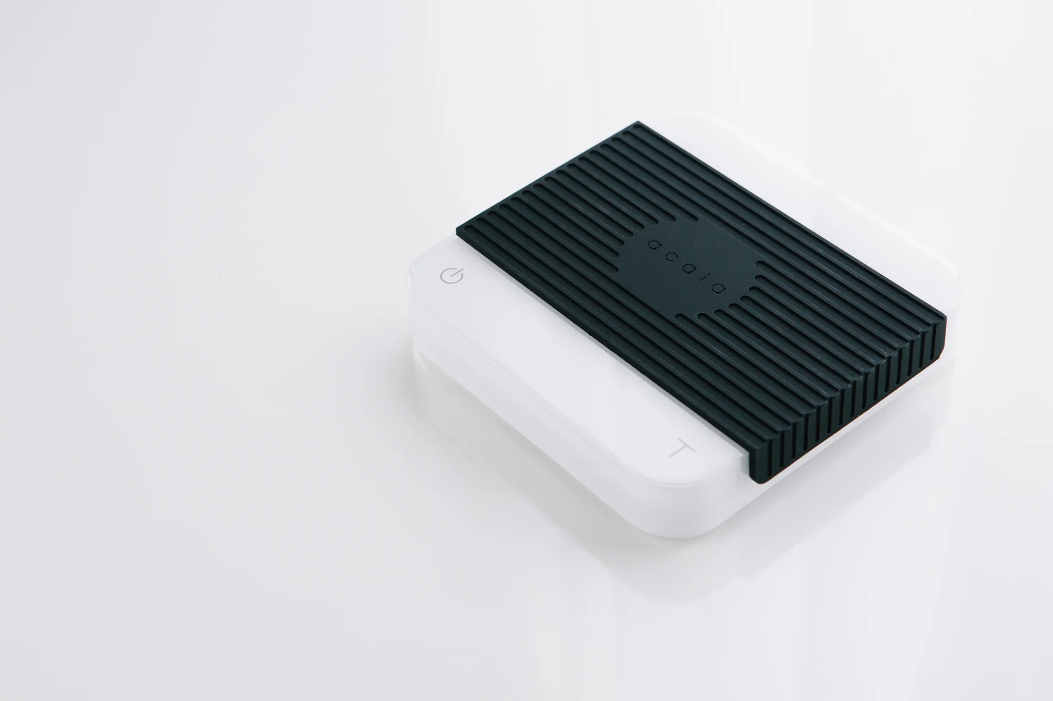 Acaia-Pearl-White-1.jpg