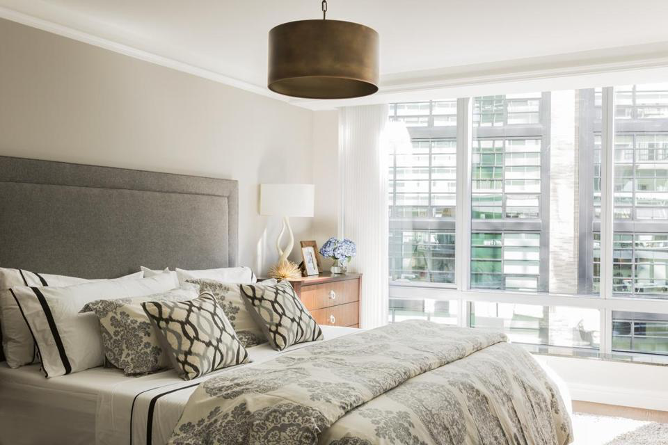 Boston Globe – Ritz Bachelor Pad Gets a Makeover
