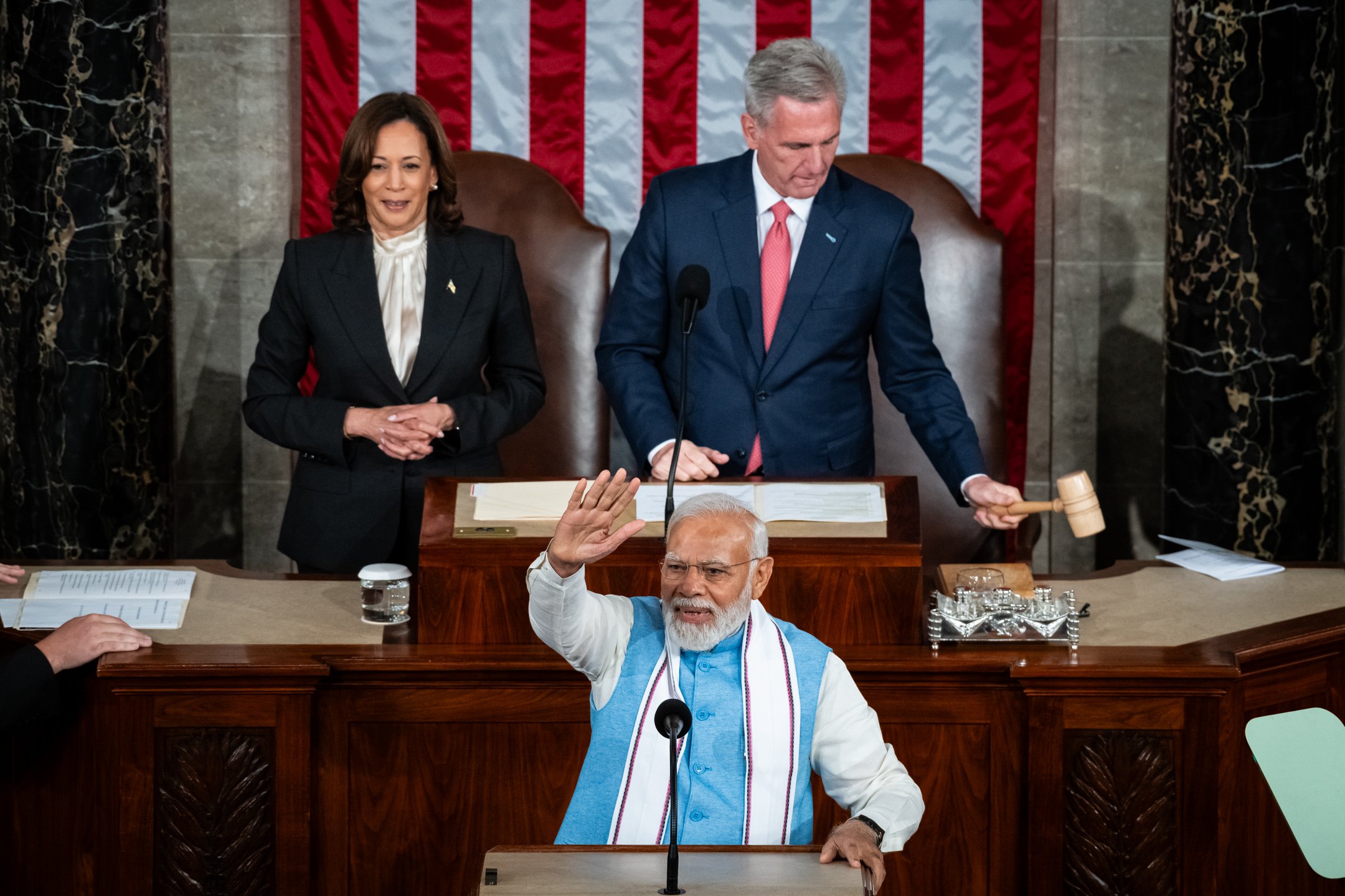  Prime Minister of India Narendra Modi waves and Speaker of the House Kevin McCarthy (R-CA) hits the gavel, as Modi begins his Address to a Joint Session of Congress in the House Chamber, at the U.S. Capitol, in Washington, D.C., on  June 22, 2023. (