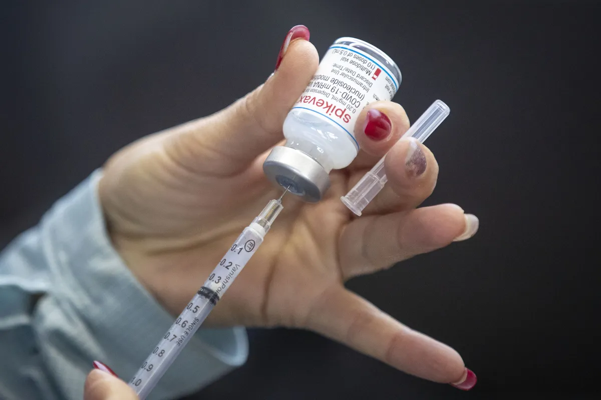 The Globe and Mail - Many Ontario long-term care homes keeping vax mandates as province lifts policy