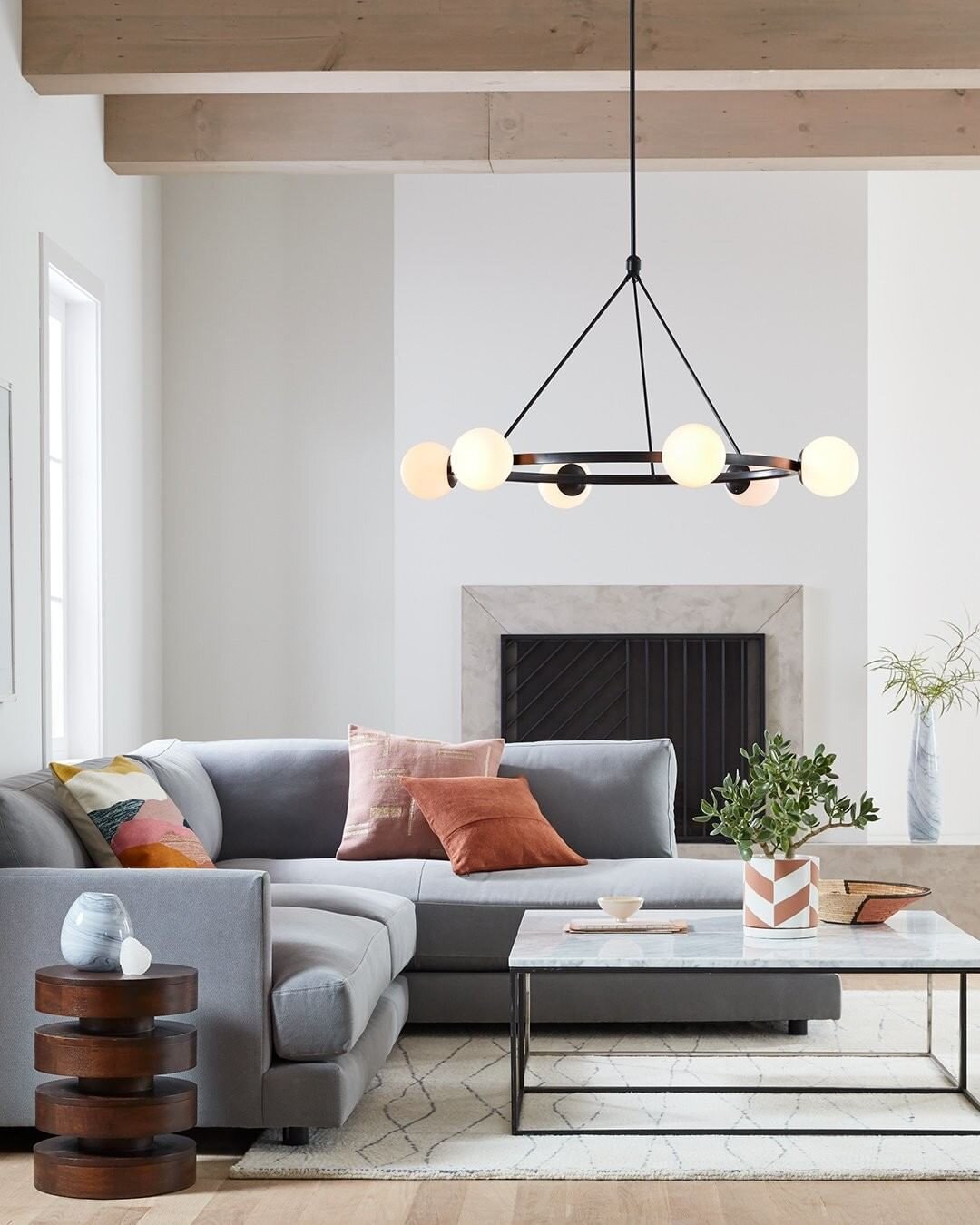 August_Knox_Lighting_Designer_Hayes-1.jpg