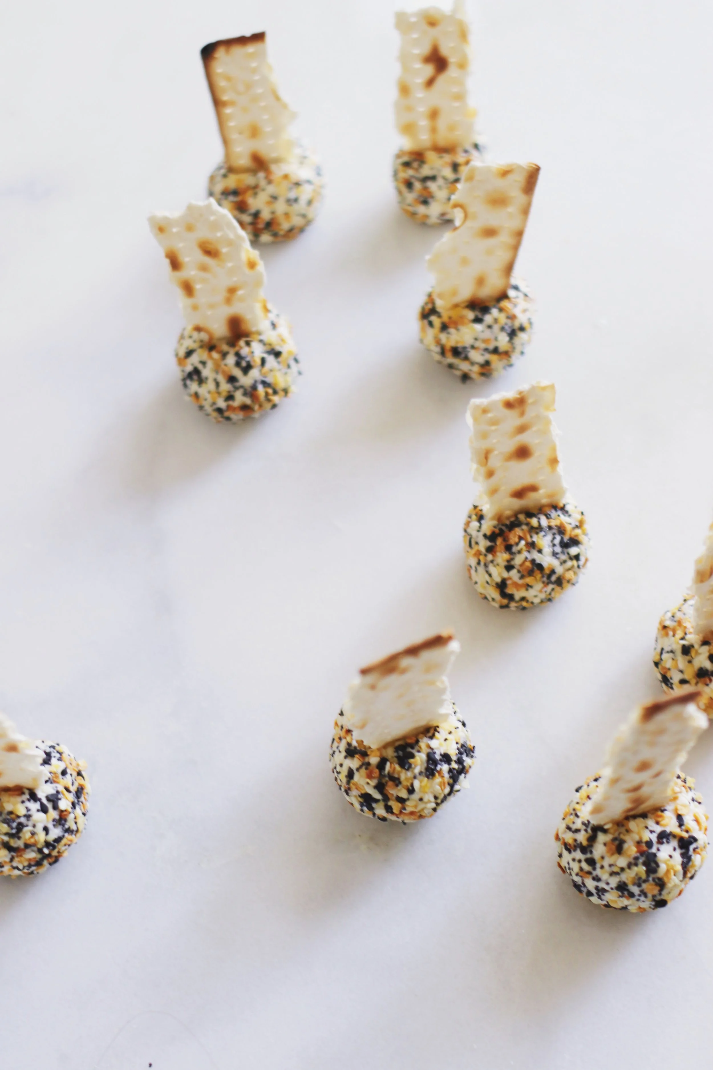 Mini Everything Bagel Matzah Bites
