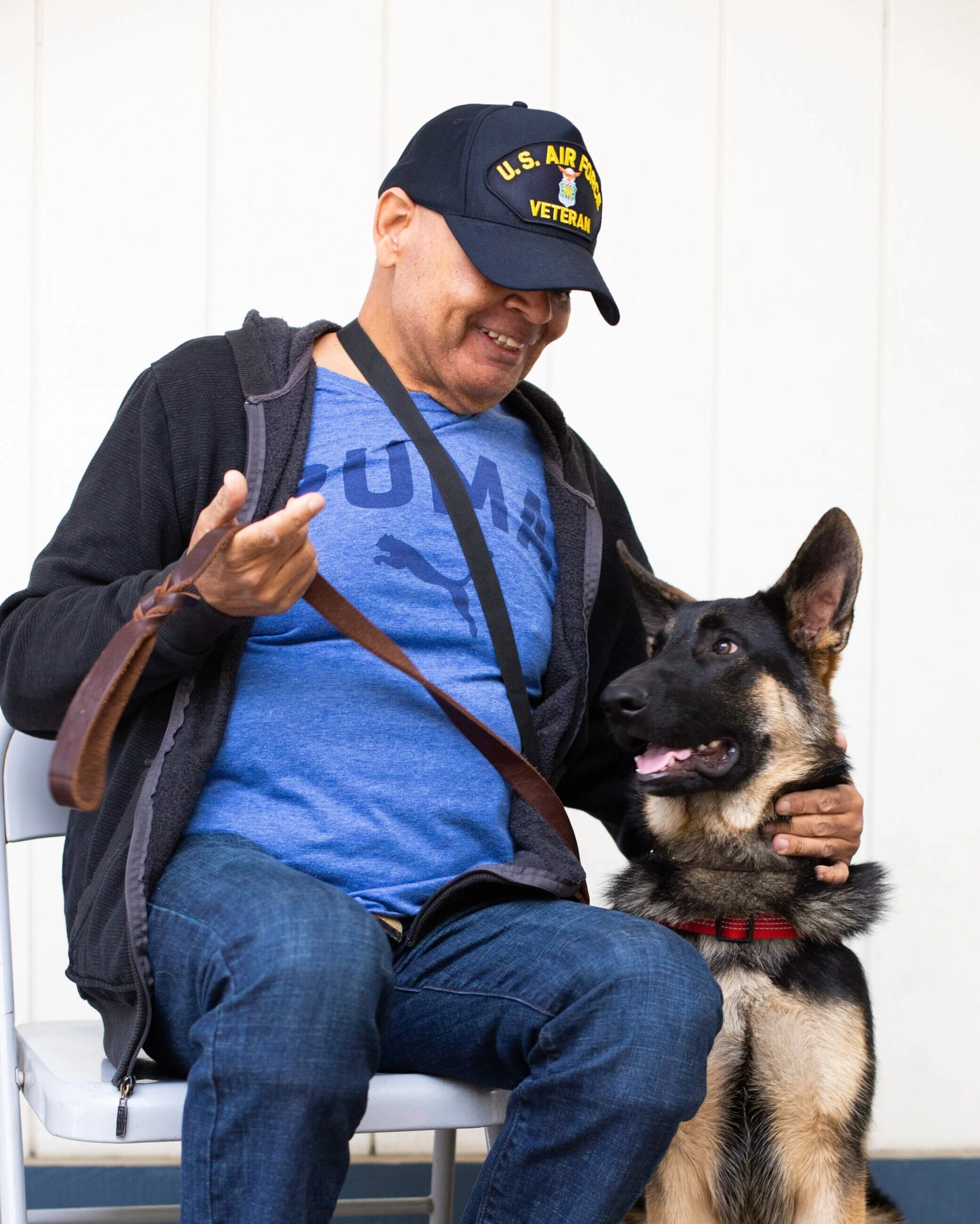 Connecting Vets with Canine Companions - 4Paws4Patriots
