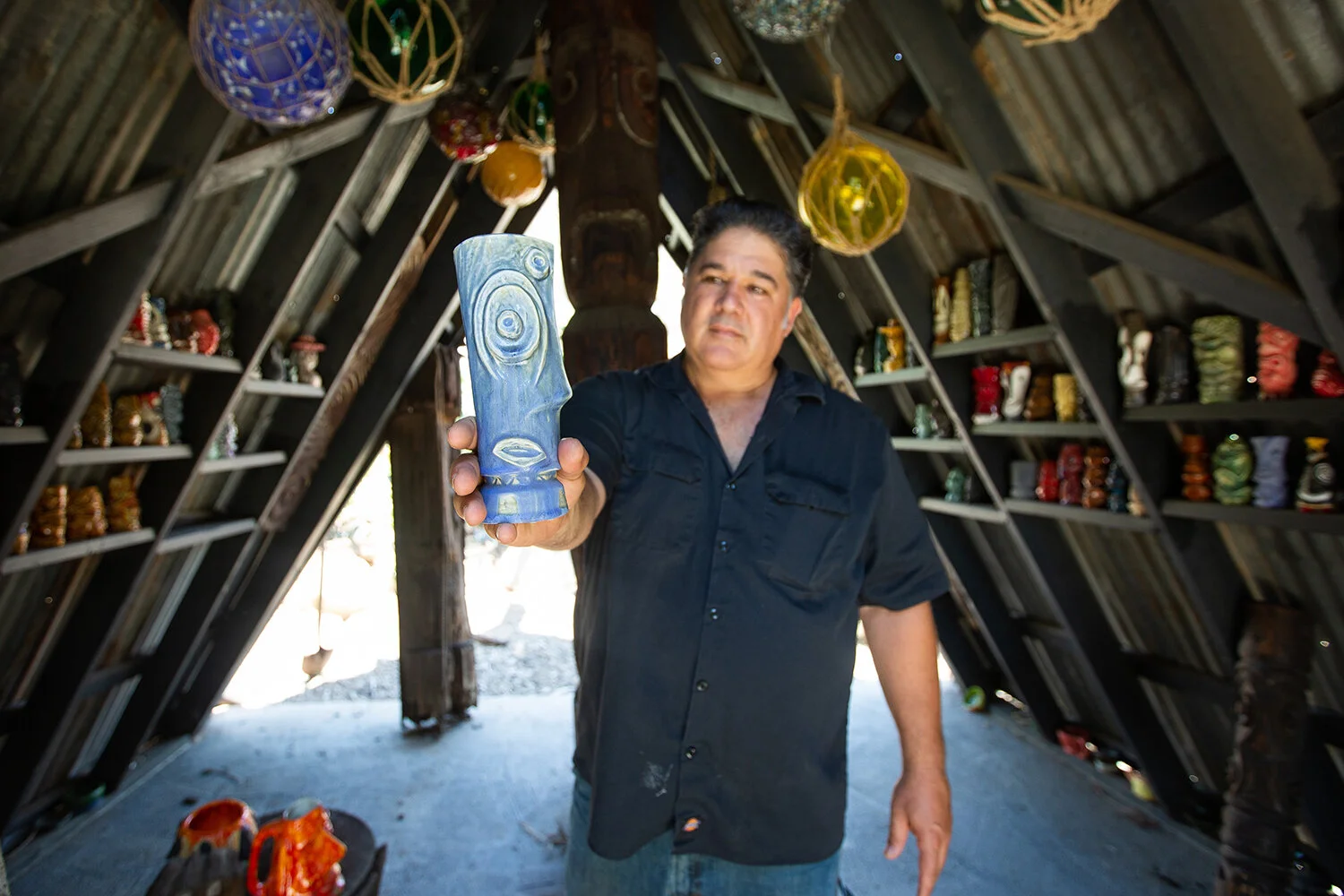 071718_ESC Tiki Artist_ST-10 copy.jpg