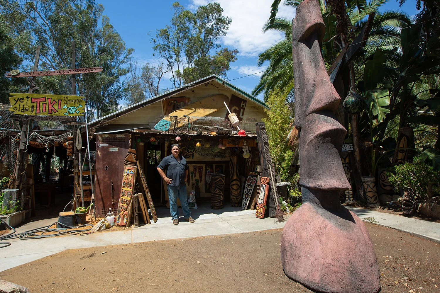 071718_ESC Tiki Artist_ST-32 copy.jpg