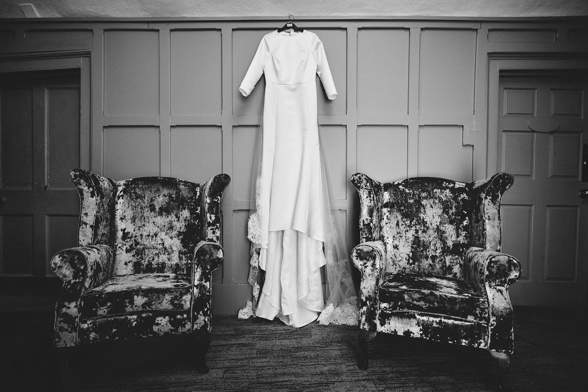 2019_06_29_TimWoodPhoto_Wedding_BarnsfordLodge_JessFreddie_0218.jpg