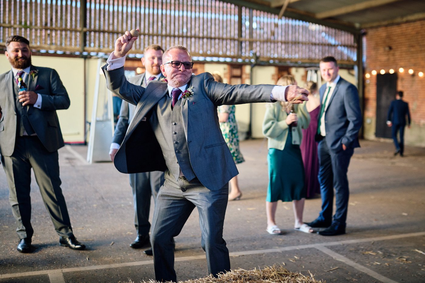 Summer-wedding-at-dairy-barns-norfolk-0105.jpg