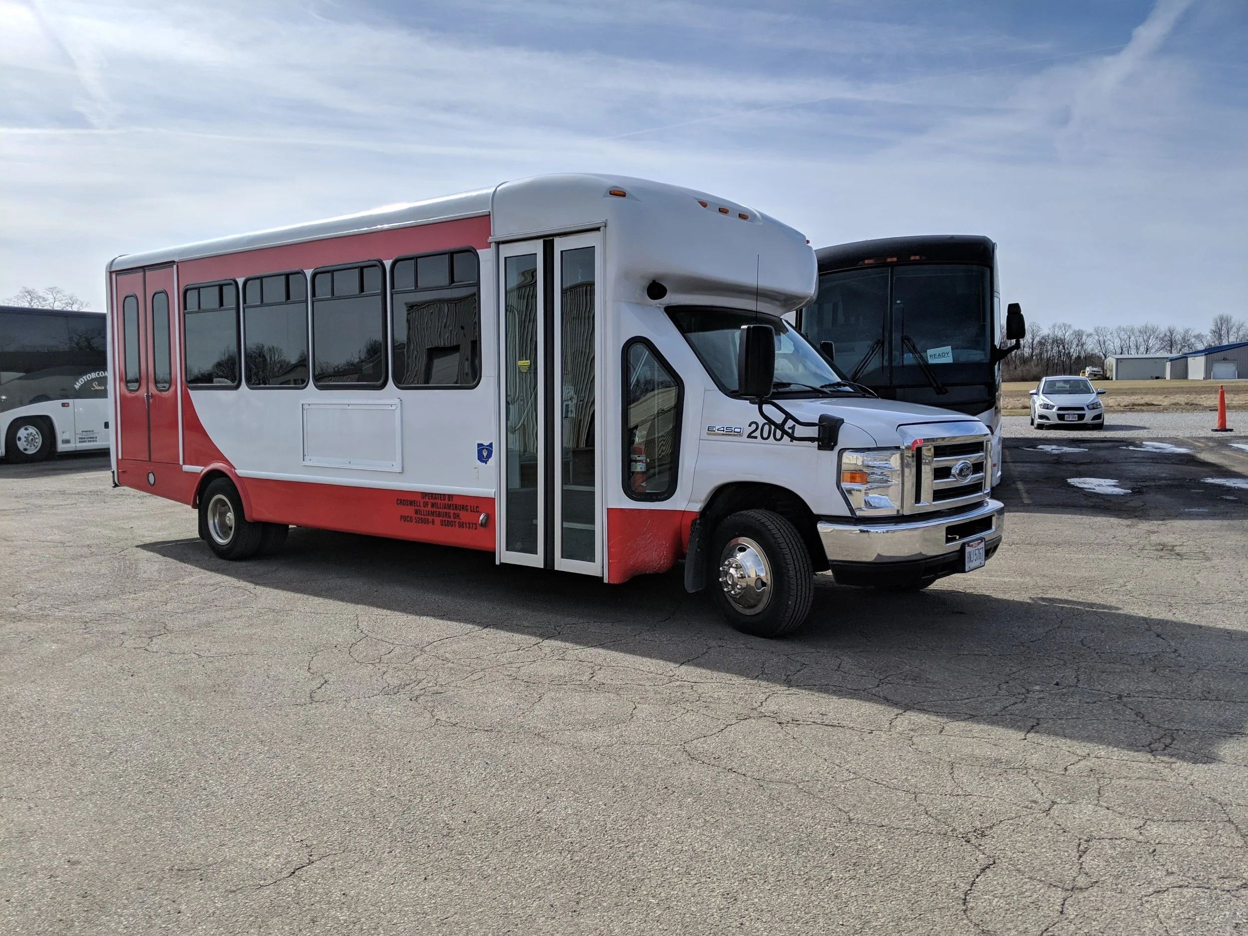 red bussm .jpg