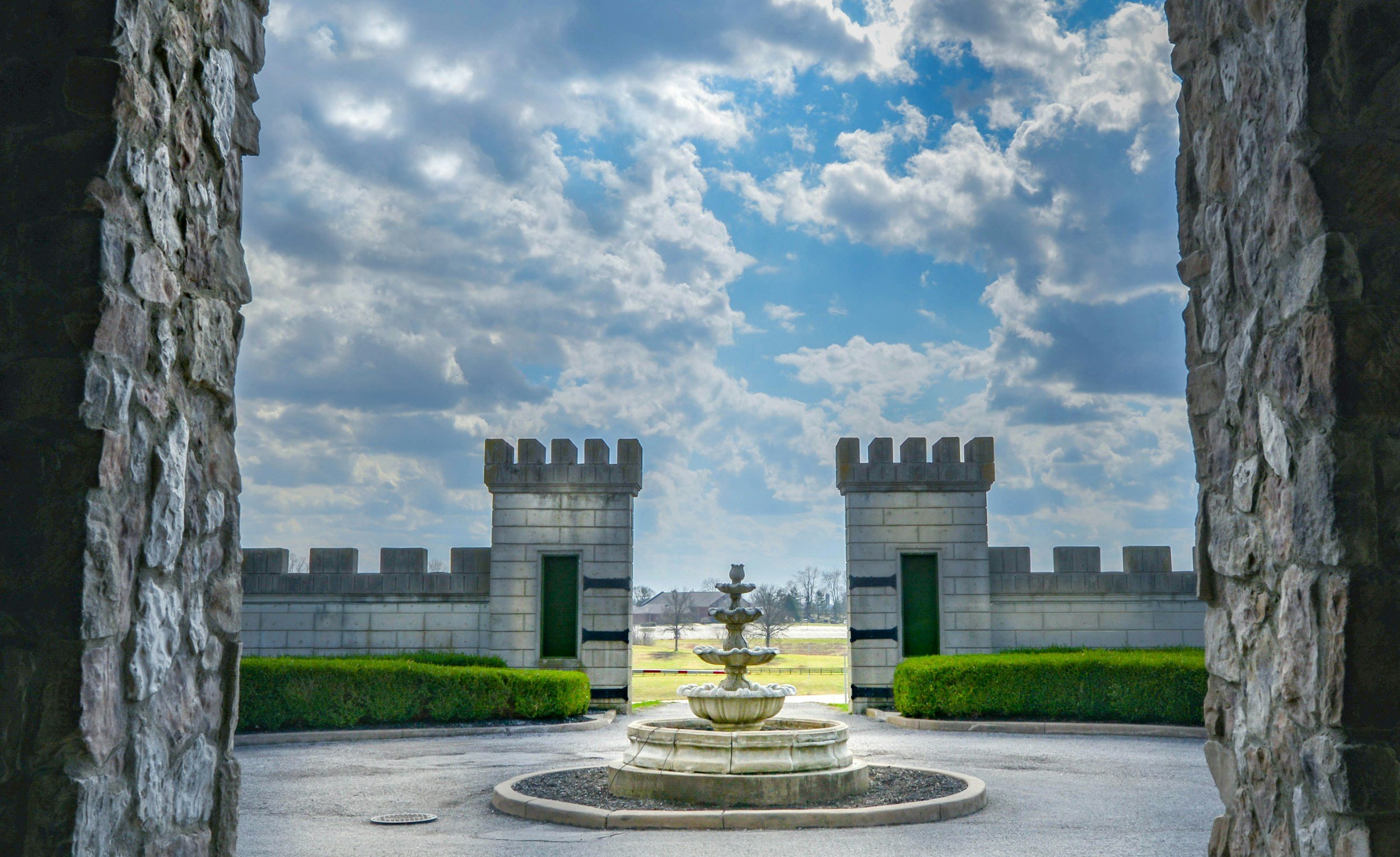 NEW! Royal Treats &amp; Bluegrass Beats!