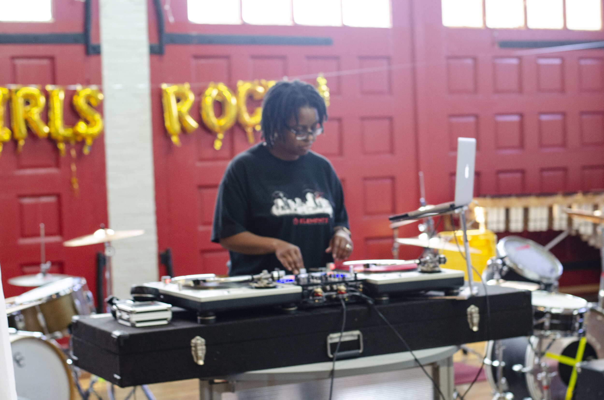 dj apryl 2.jpg