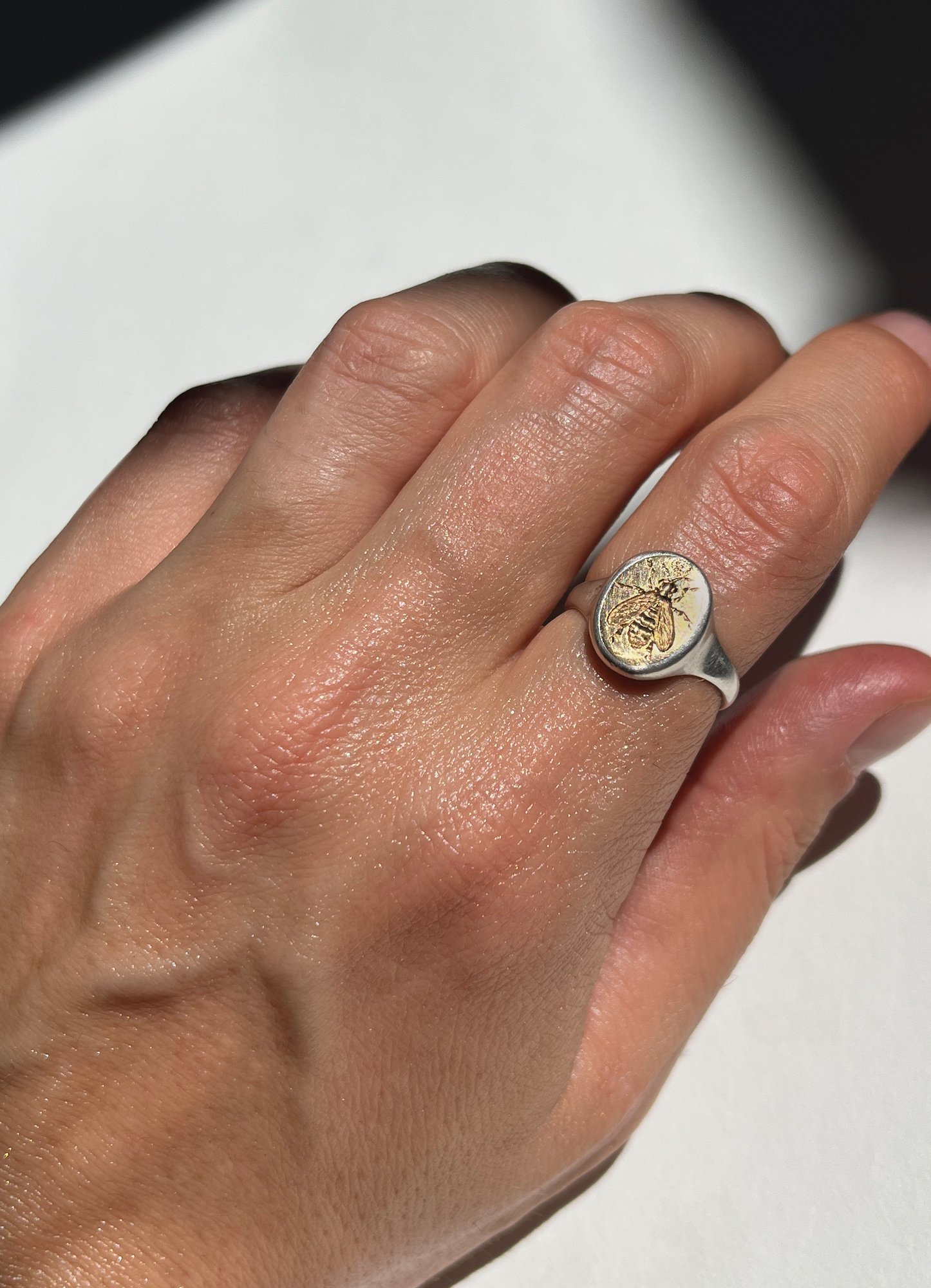 Queen Bee Signet by ELIRD4.jpg