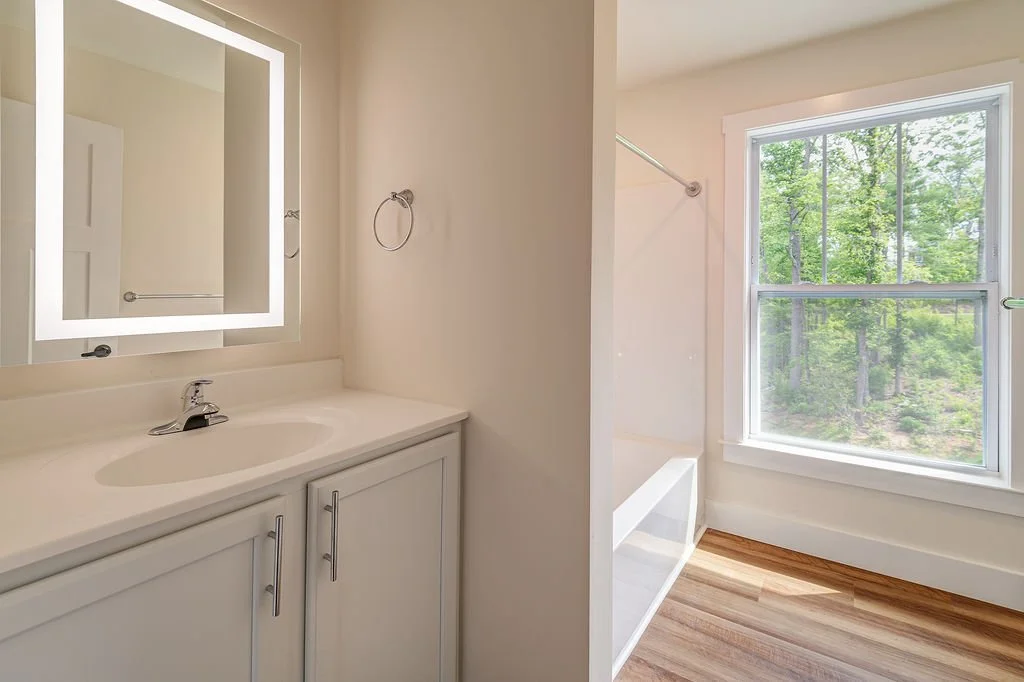15_240CascadeRidgeRdFairview_3Bath_WEB..jpg